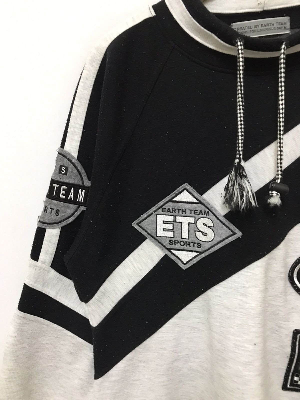 Japanese Brand × Sports Specialties Vintage ETS Earth Team Sport Racing Sweatshirt Two Tones Size US M / EU 48-50 / 2 - 8 Thumbnail