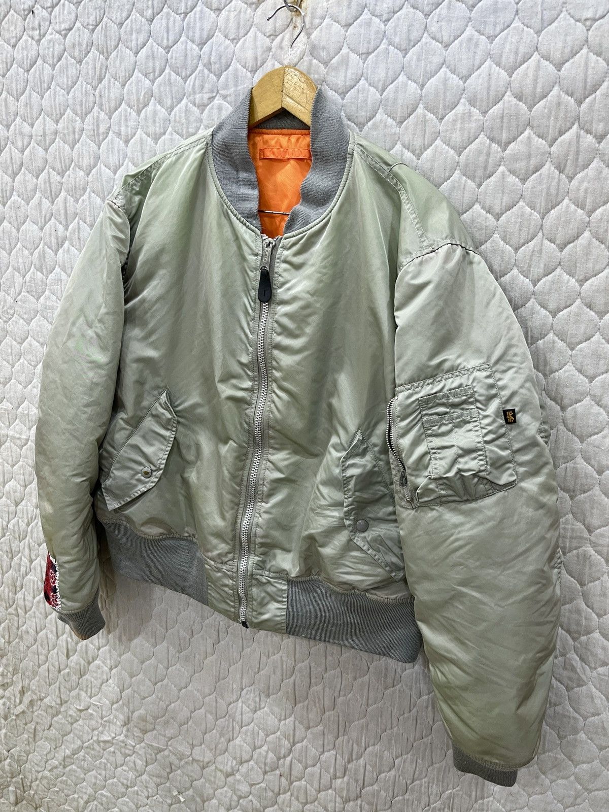 Alpha Industries (Uuu). ALPHA INDUSTRIES MA-1 BOMBER JACKET Size US L / EU 52-54 / 3 - 3 Thumbnail