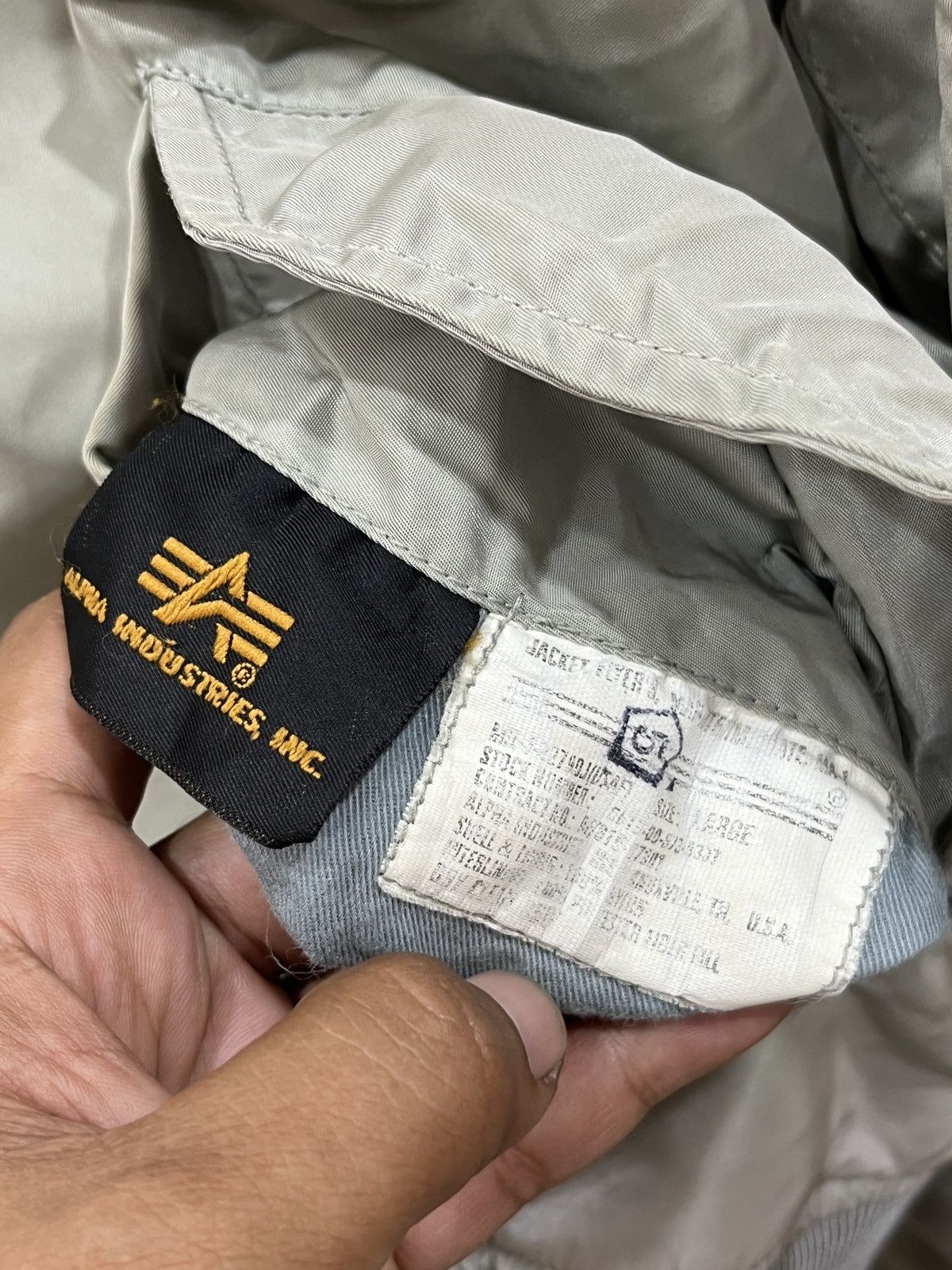 Alpha Industries (Uuu). ALPHA INDUSTRIES MA-1 BOMBER JACKET Size US L / EU 52-54 / 3 - 8 Thumbnail