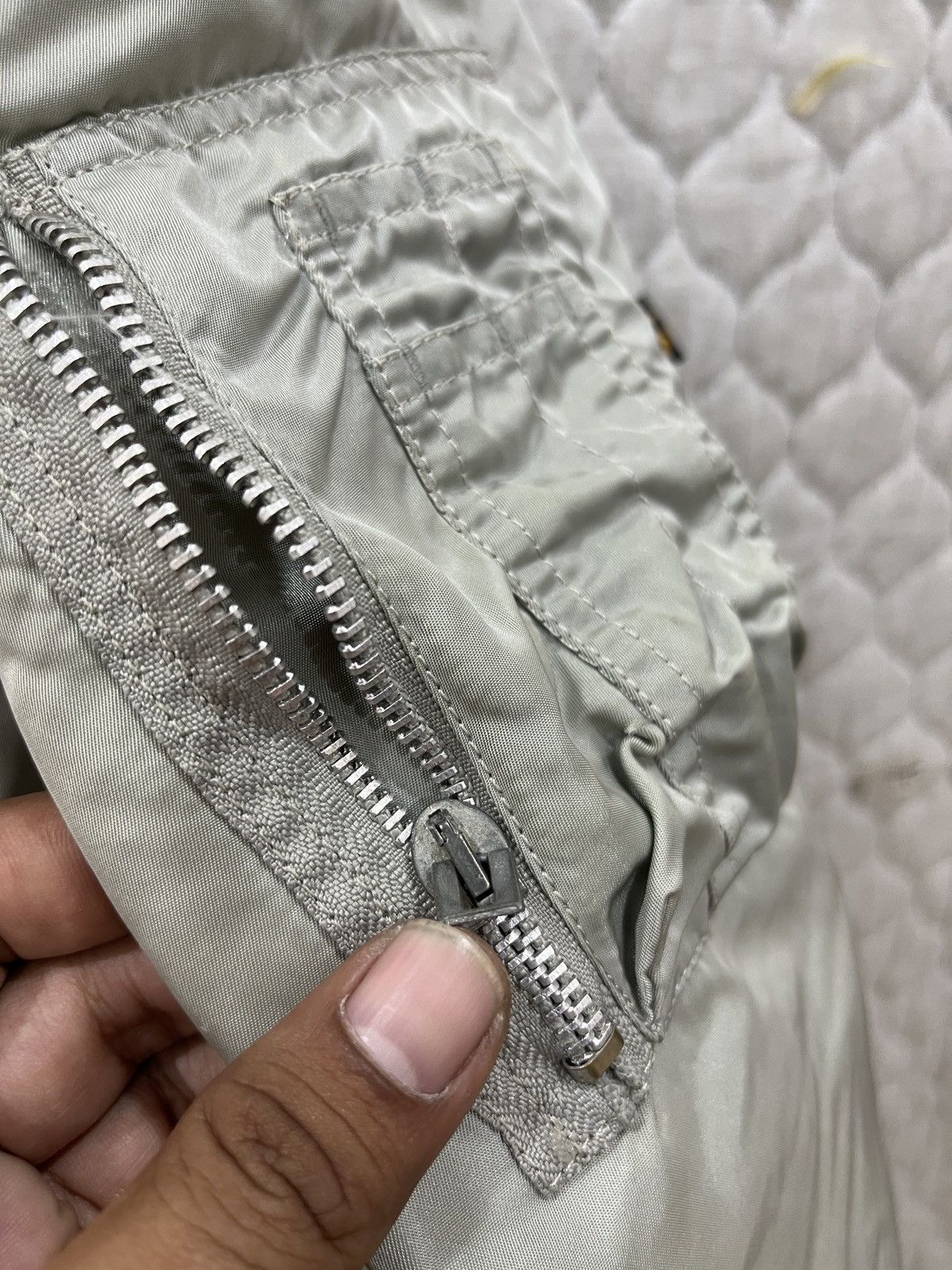 Alpha Industries (Uuu). ALPHA INDUSTRIES MA-1 BOMBER JACKET Size US L / EU 52-54 / 3 - 6 Thumbnail