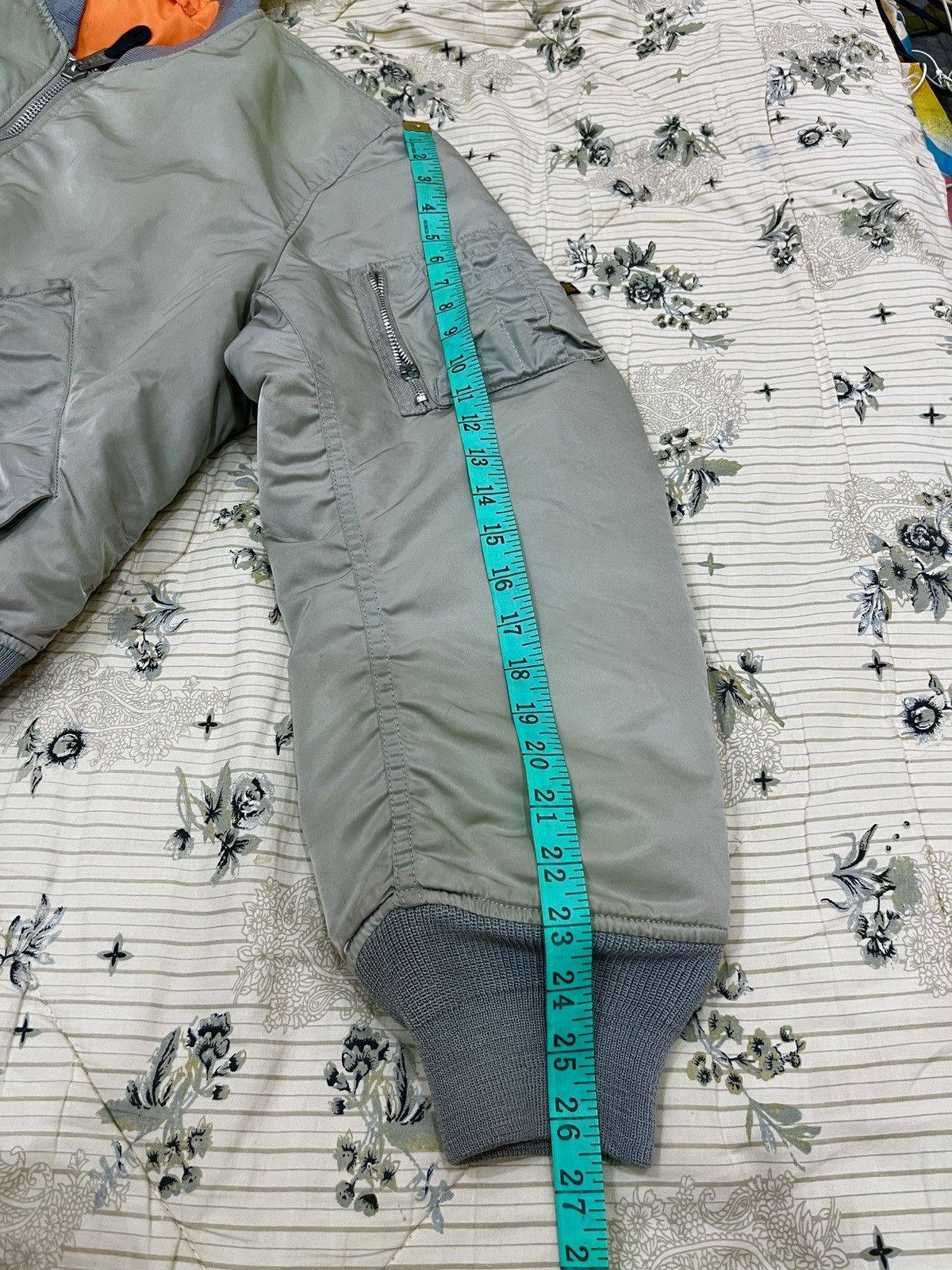 Alpha Industries (Uuu). ALPHA INDUSTRIES MA-1 BOMBER JACKET Size US L / EU 52-54 / 3 - 17 Thumbnail