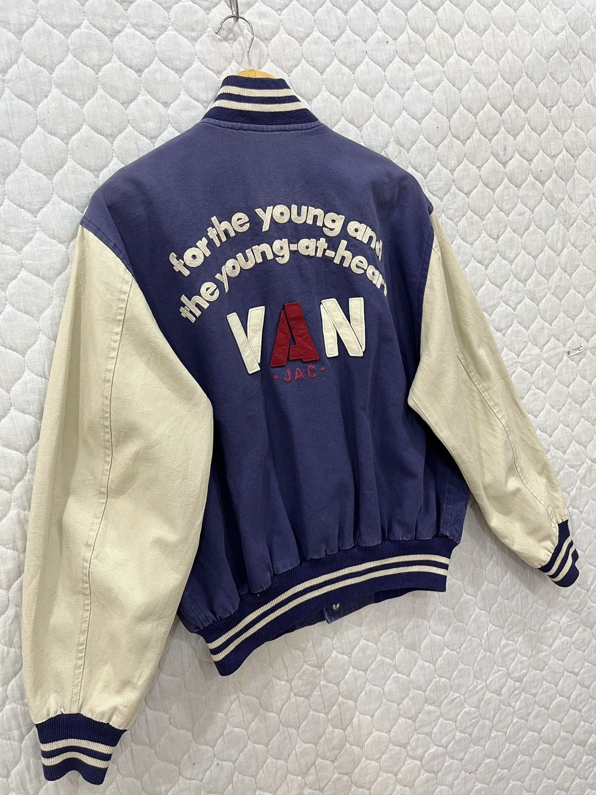 Other (Mm). VINTAGE VAN JAC HYPEBEAST VARSITY JACKET Size US M / EU 48-50 / 2 - 5 Thumbnail