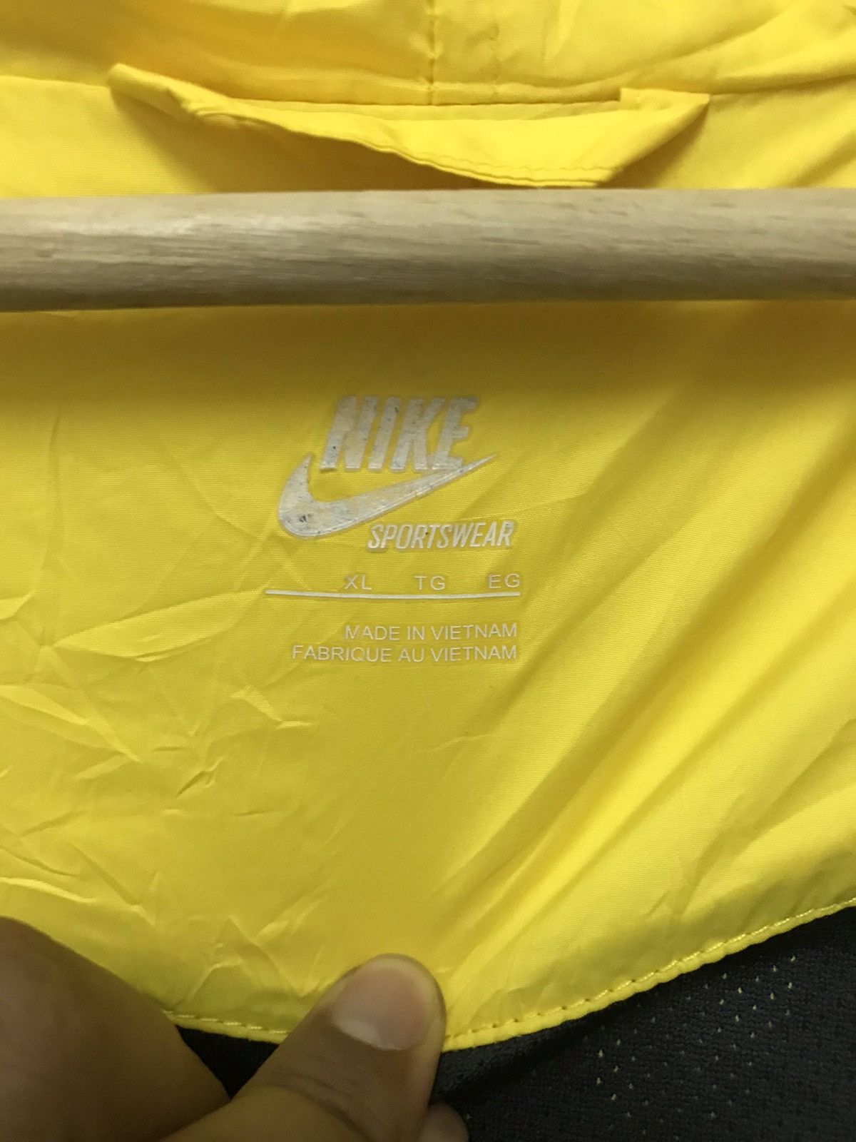 Nike Nike Hoodie Windbreaker Paint Splashed Size US XL / EU 56 / 4 - 11 Thumbnail