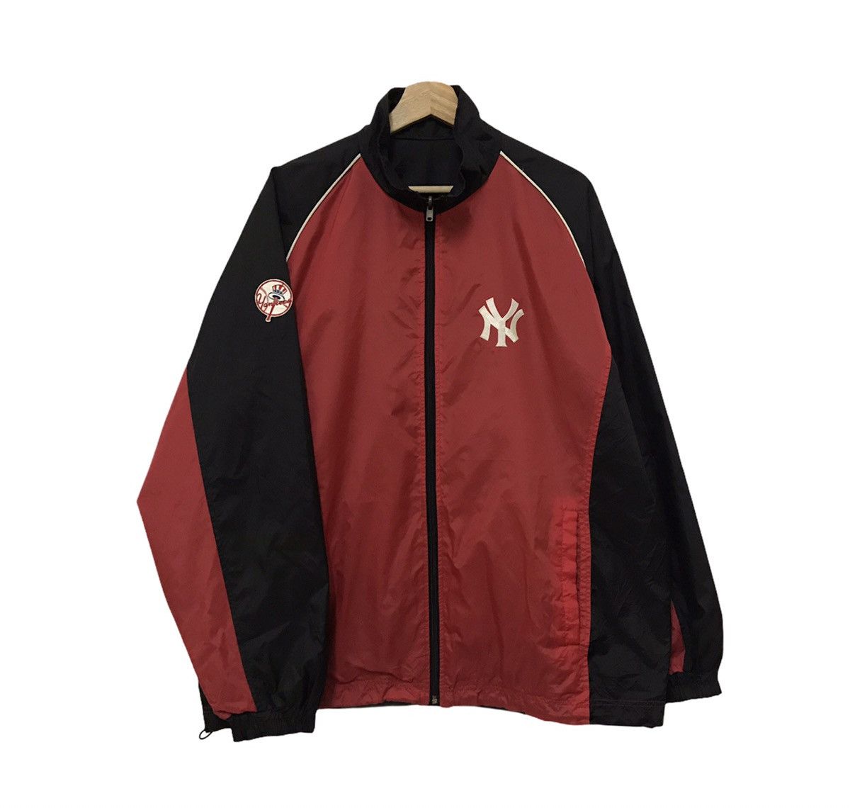 MLB × New York Yankees MLB Major League Baseball New York Yankees Reversible Size US L / EU 52-54 / 3 - 1 Thumbnail