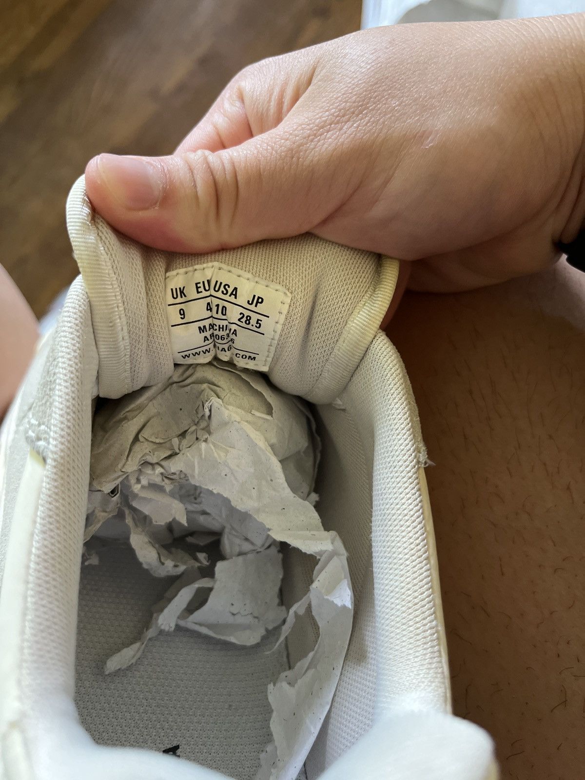 Balenciaga Balenciaga Triple S White Ecru Size US 10 / EU 43 - 7 Thumbnail