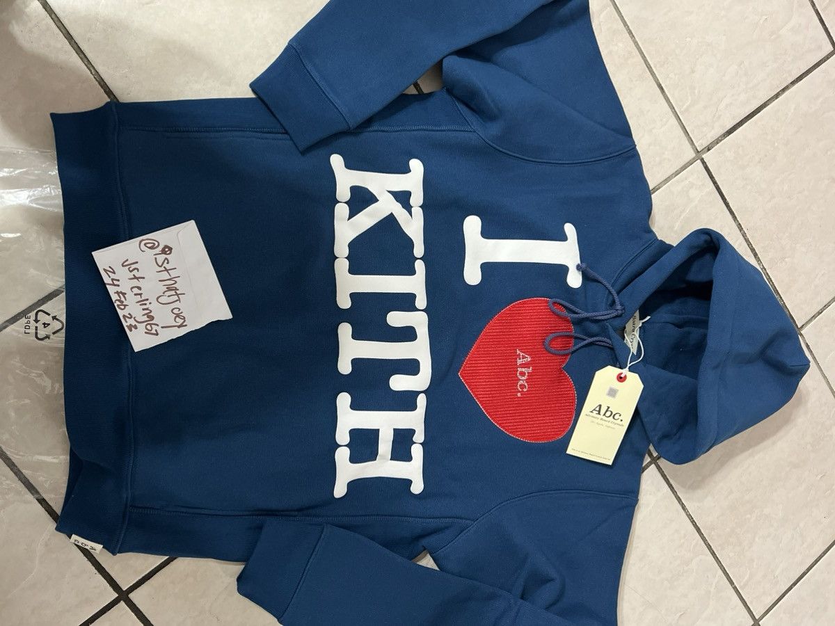 Advisory Board Crystals × Kith Kith x ABC I love Kith Hoodie sz M Size US M / EU 48-50 / 2 - 4 Thumbnail