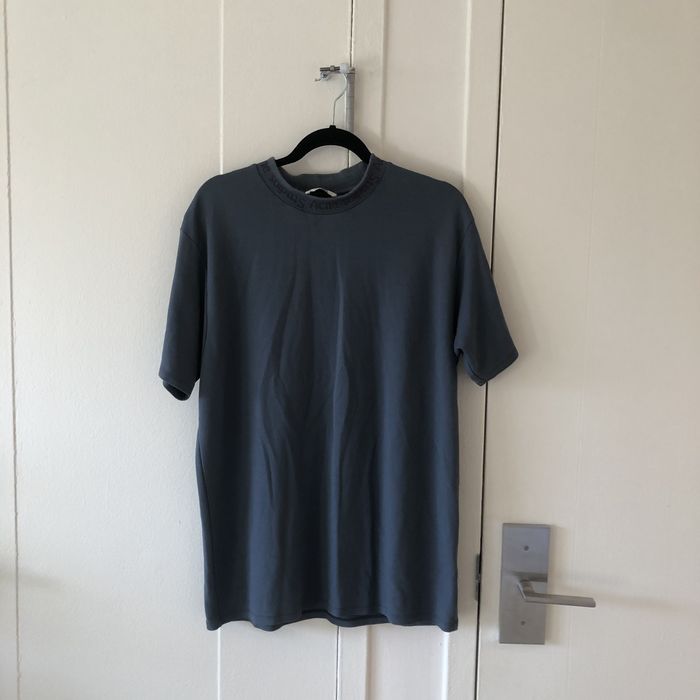 Acne studio best sale navid tee