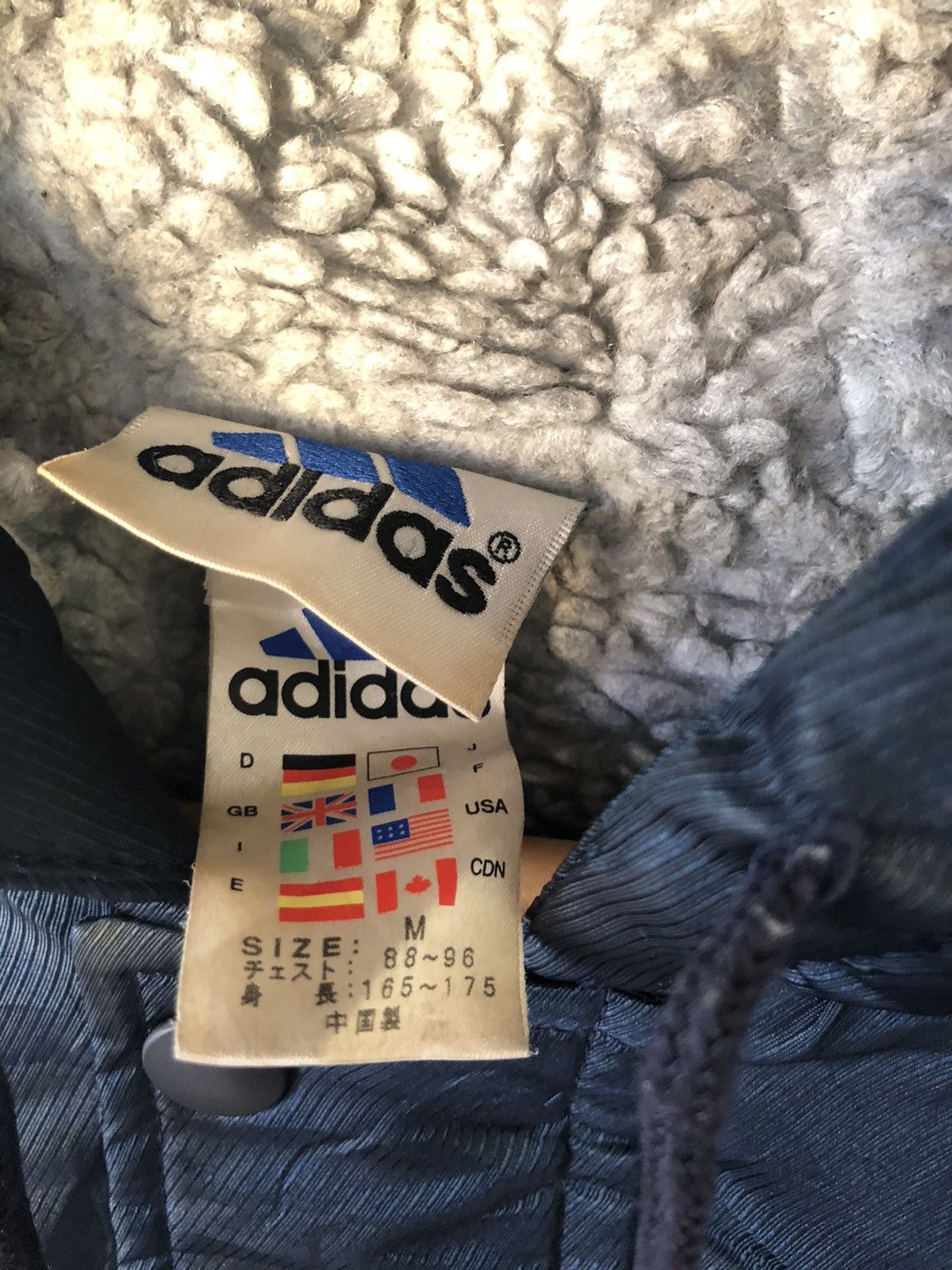Adidas VINTAGE ADIDAS WINTER COAT PLAIN DESIGN Size US M / EU 48-50 / 2 - 5 Thumbnail