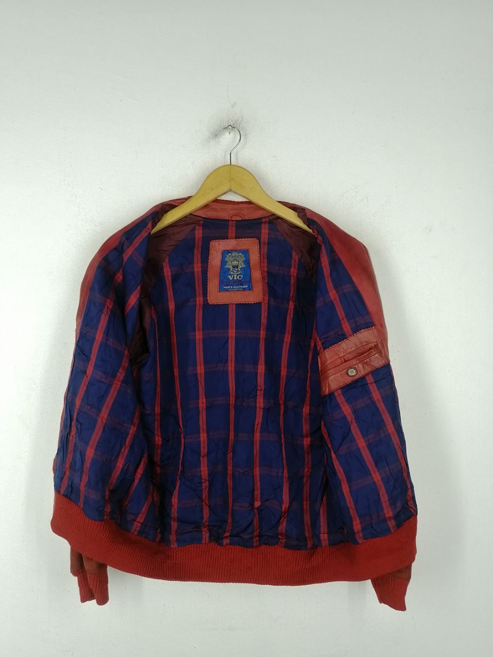Japanese Brand × Vintage Vintage Vic Menswear Red Leather Jacket Size US M / EU 48-50 / 2 - 4 Thumbnail