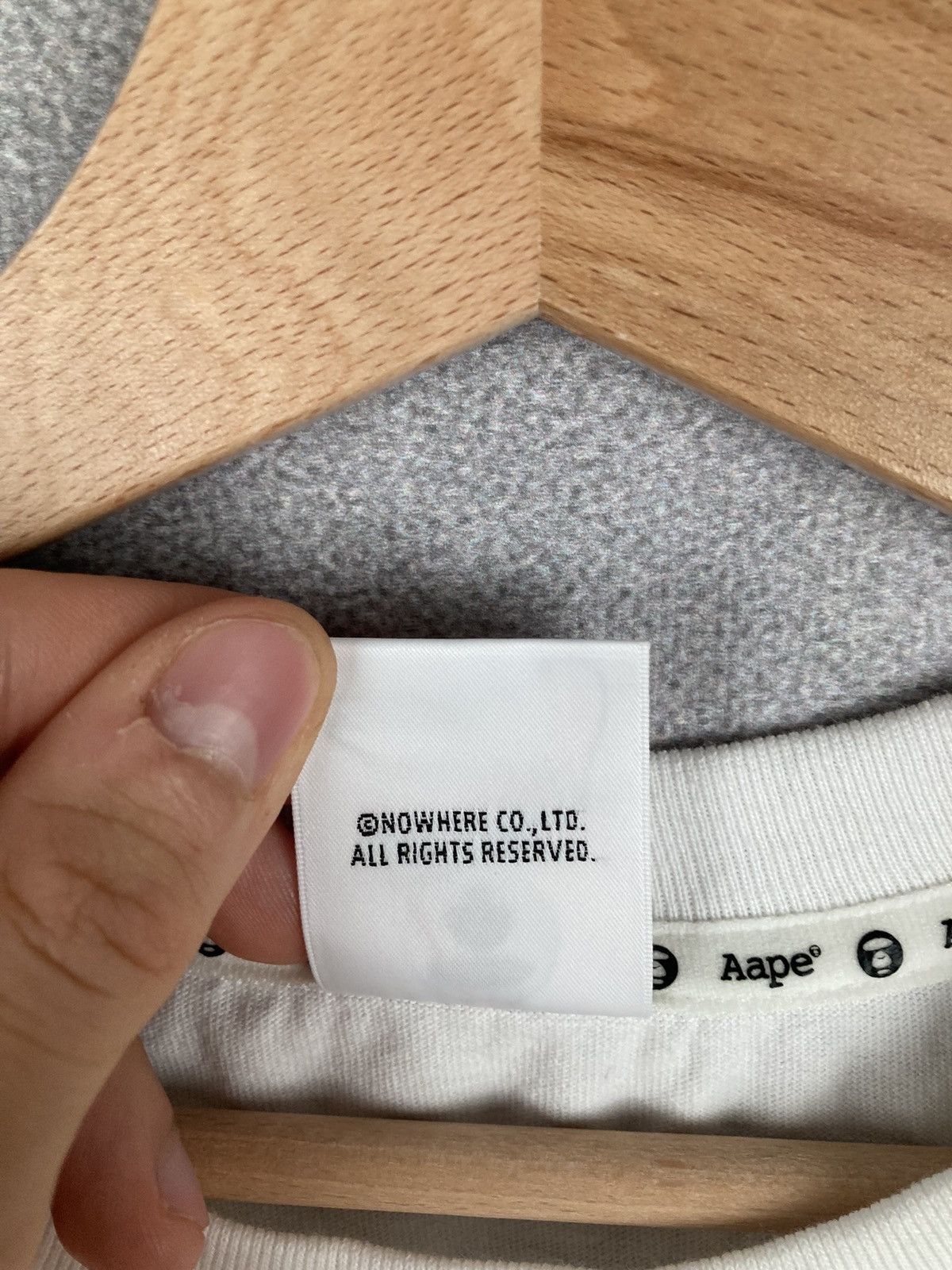 Aape Aape Unvs White Oversized Tee Now Streetwear Graphic Size US L / EU 52-54 / 3 - 8 Thumbnail