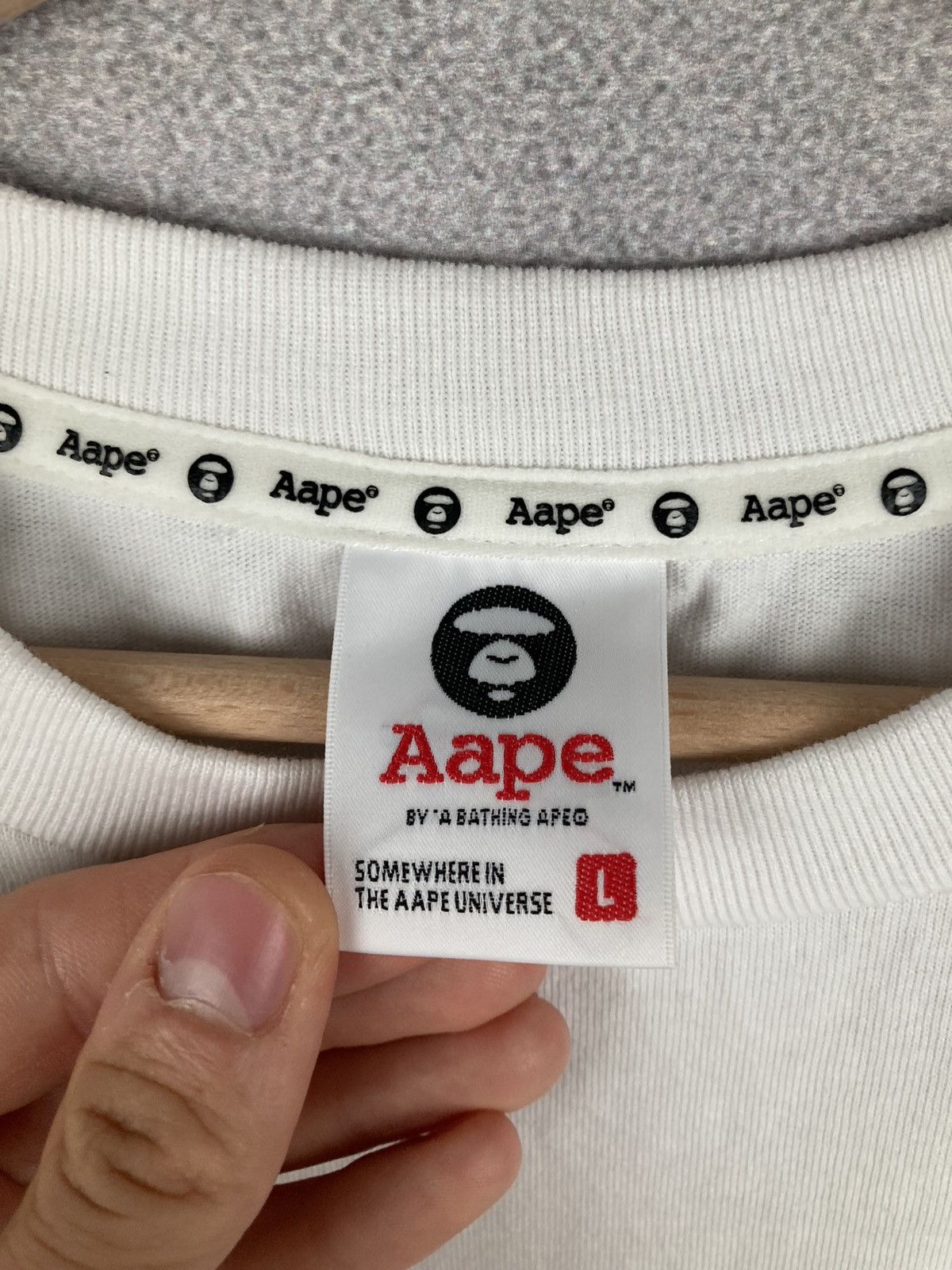 Aape Aape Unvs White Oversized Tee Now Streetwear Graphic Size US L / EU 52-54 / 3 - 7 Thumbnail