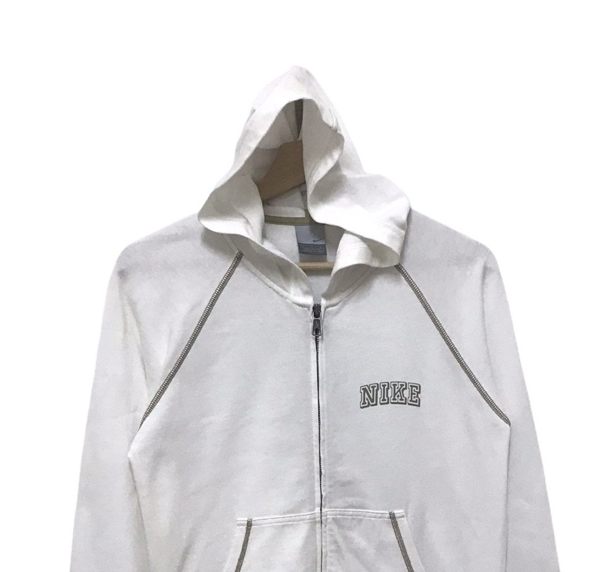 Nike Nike Block Big Logo Hoodie Sweater Sweatshirt Size US S / EU 44-46 / 1 - 9 Thumbnail