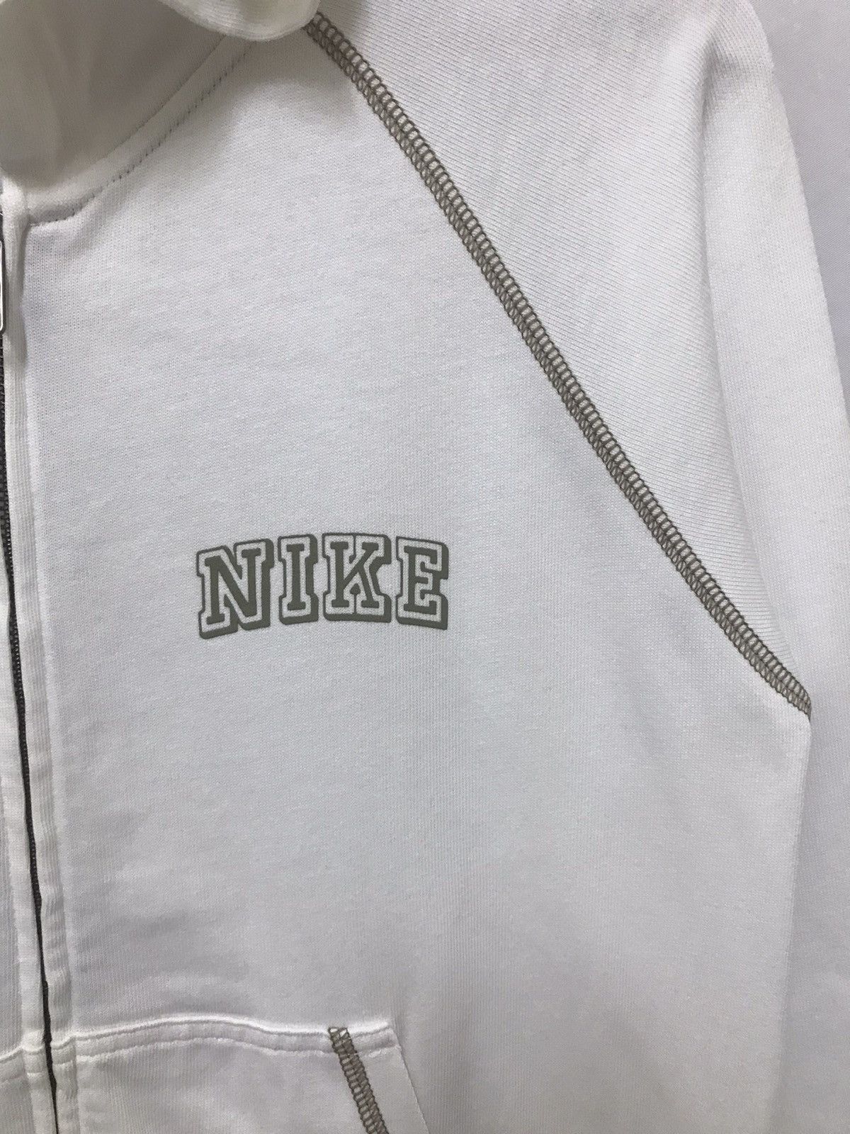 Nike Nike Block Big Logo Hoodie Sweater Sweatshirt Size US S / EU 44-46 / 1 - 11 Thumbnail