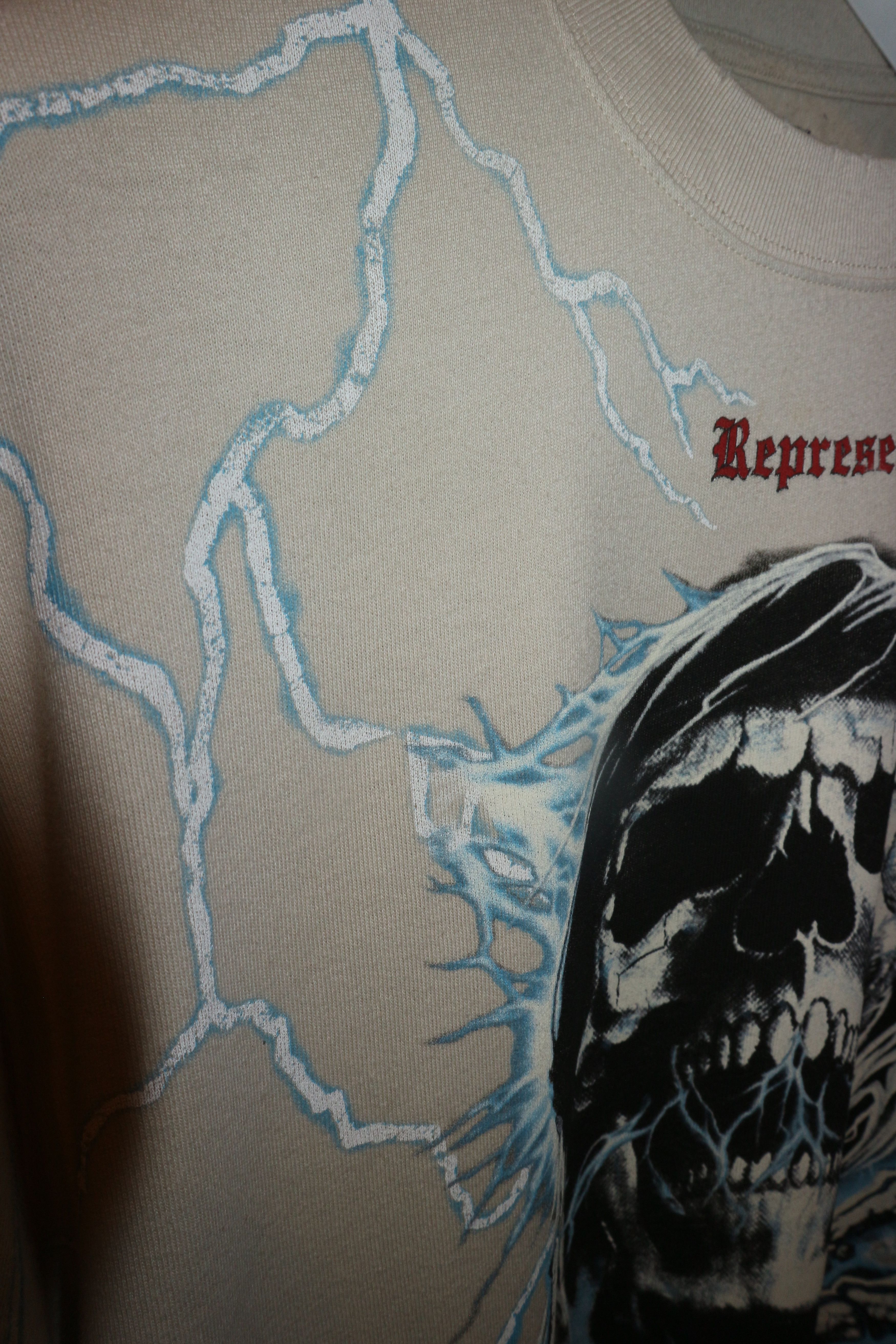 Represent Clo. Louder than hell t-shirt Size US S / EU 44-46 / 1 - 7 Thumbnail