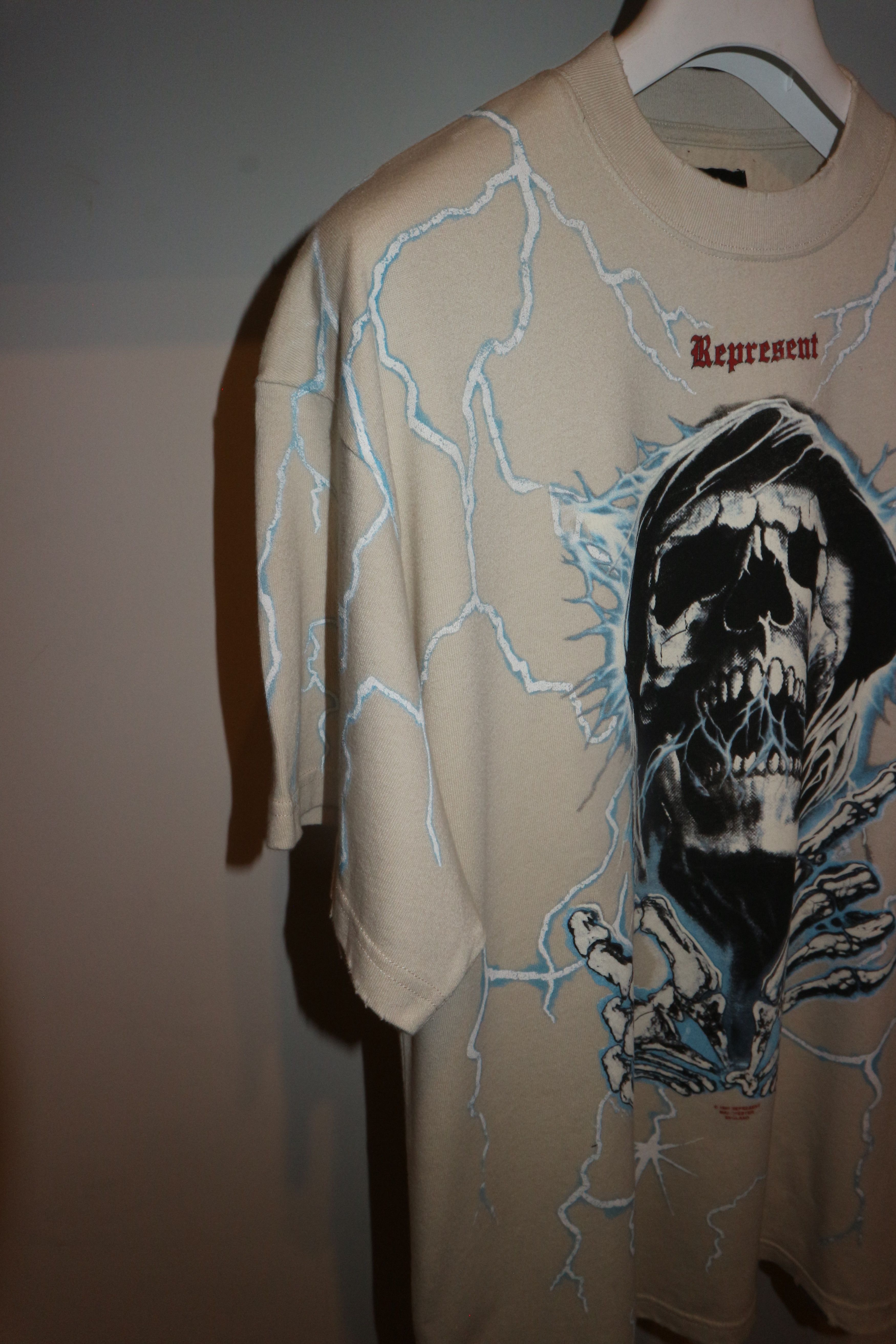 Represent Clo. Louder than hell t-shirt Size US S / EU 44-46 / 1 - 6 Thumbnail