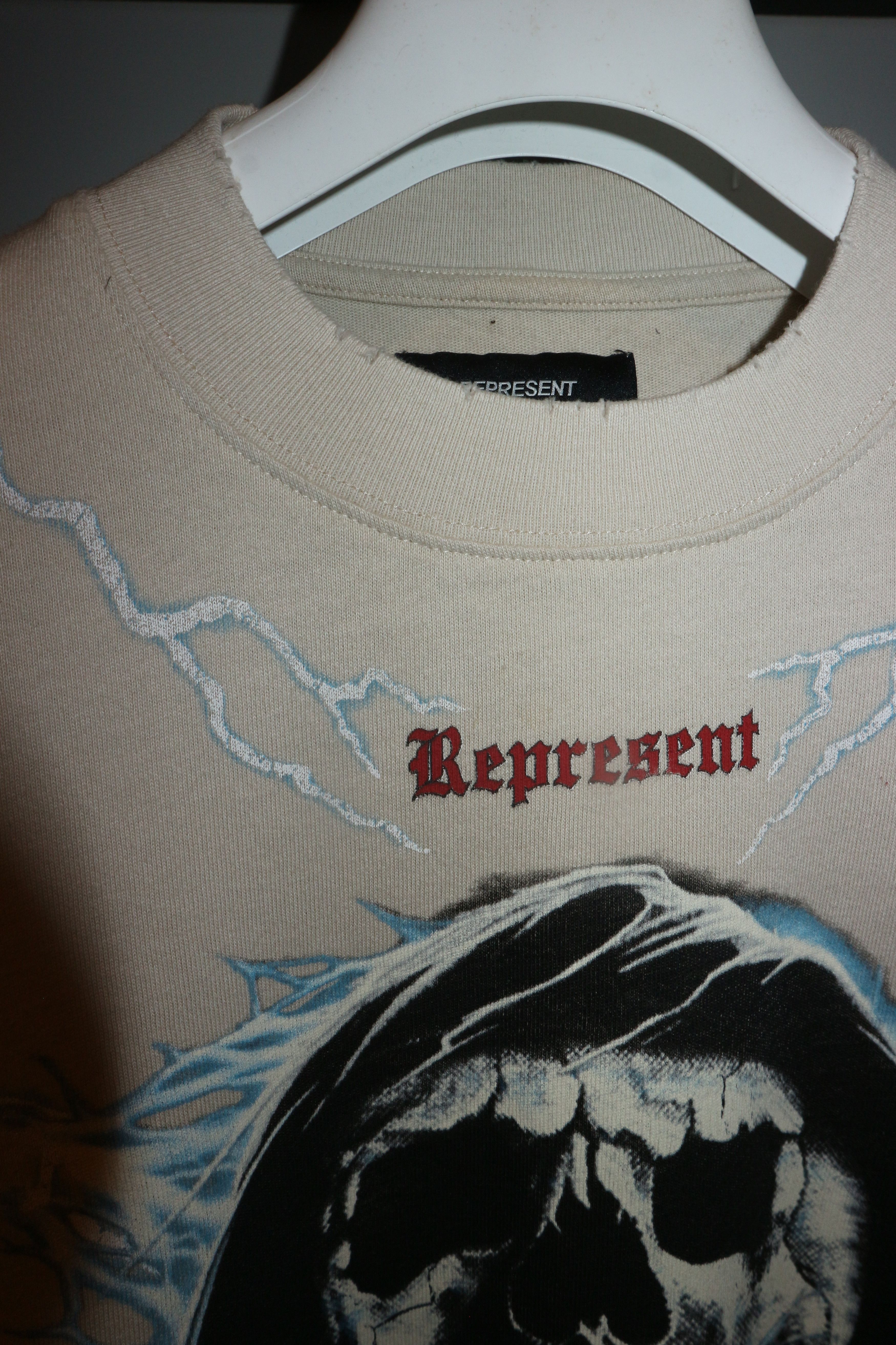 Represent Clo. Louder than hell t-shirt Size US S / EU 44-46 / 1 - 5 Thumbnail