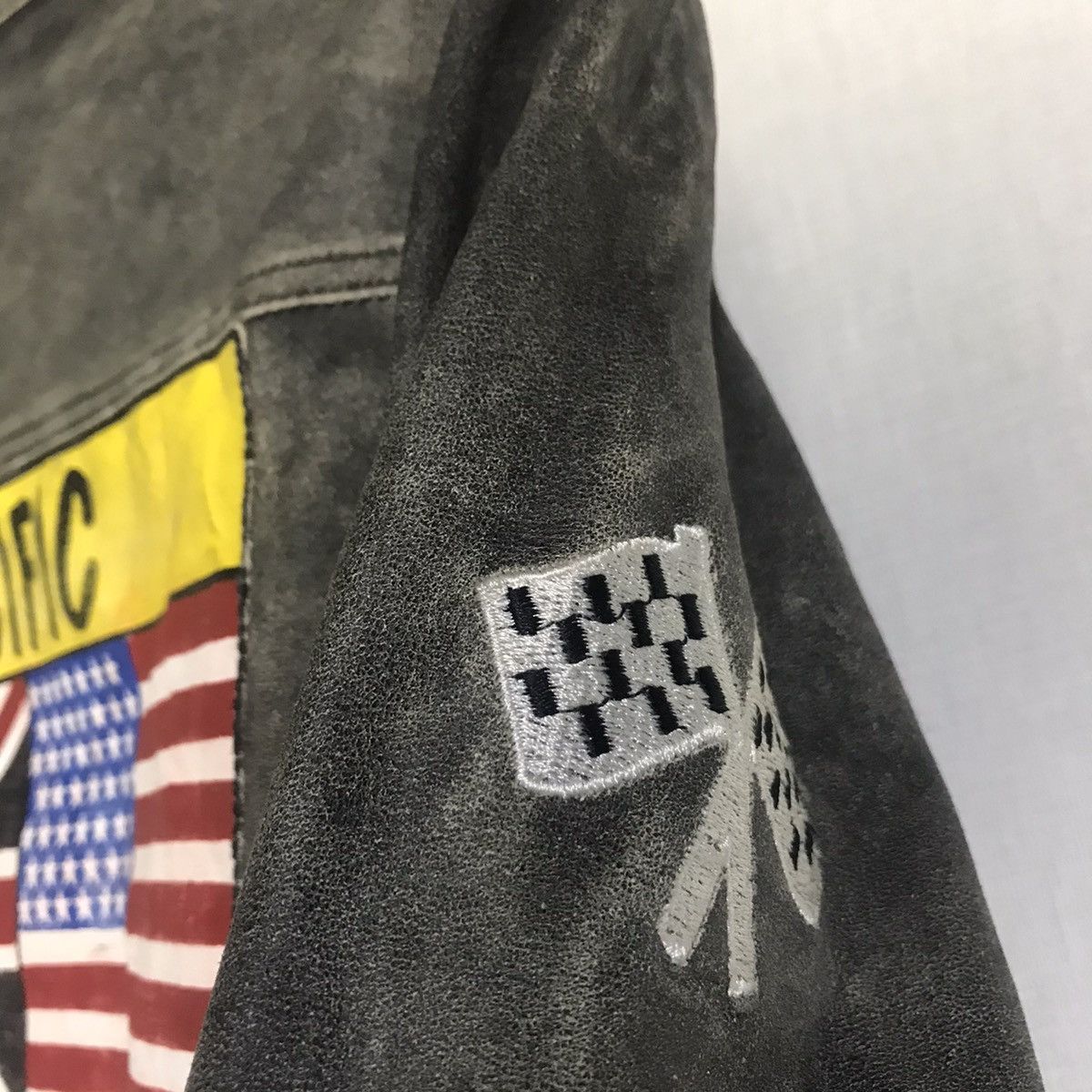 Vintage Vintage usa 786 military industries cruise pacific island Size US M / EU 48-50 / 2 - 9 Thumbnail