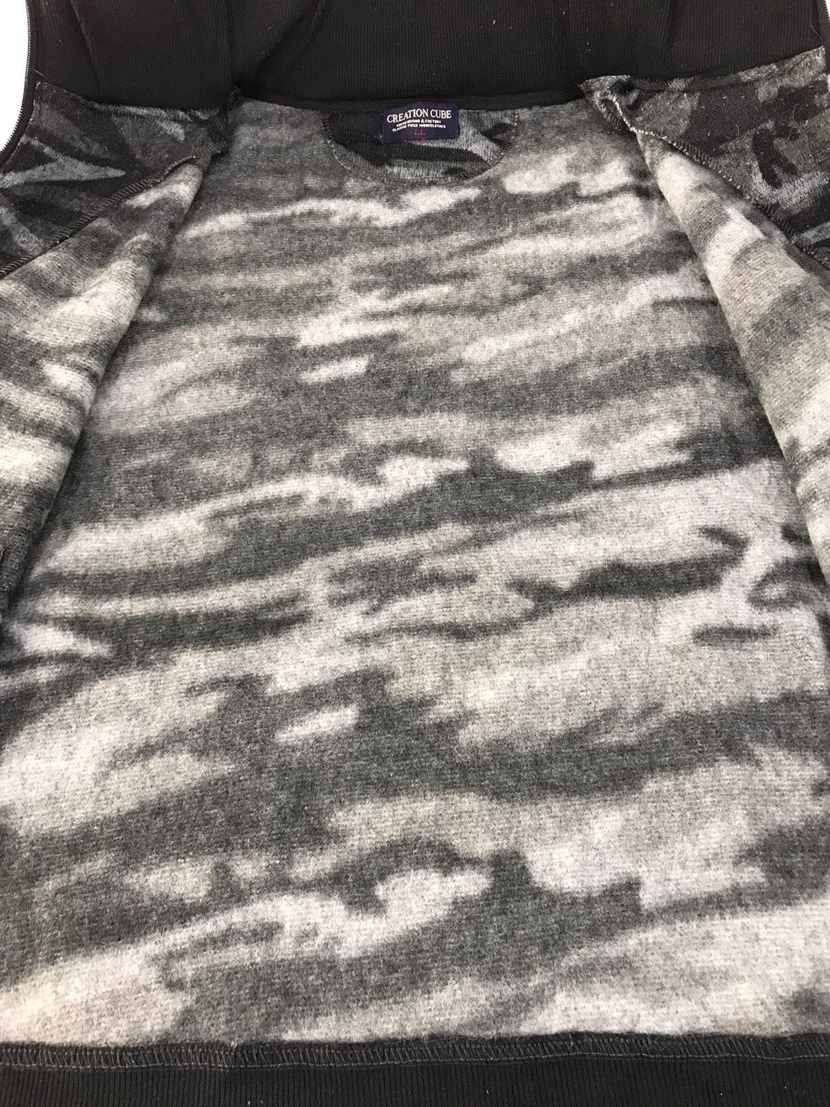 Japanese Brand × Vintage Creation Cube Camo Wool Sweatshirt Zip Up Inspired Designer Size US M / EU 48-50 / 2 - 4 Thumbnail