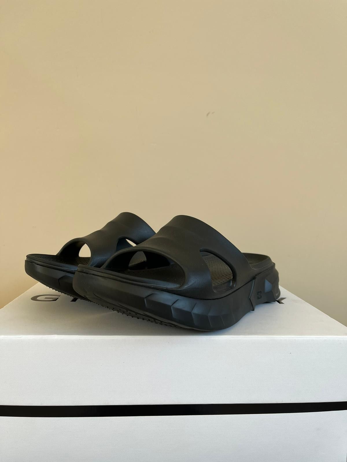 Givenchy Marshmallow Sandals in Black Size US 8 / EU 41 - 5 Thumbnail
