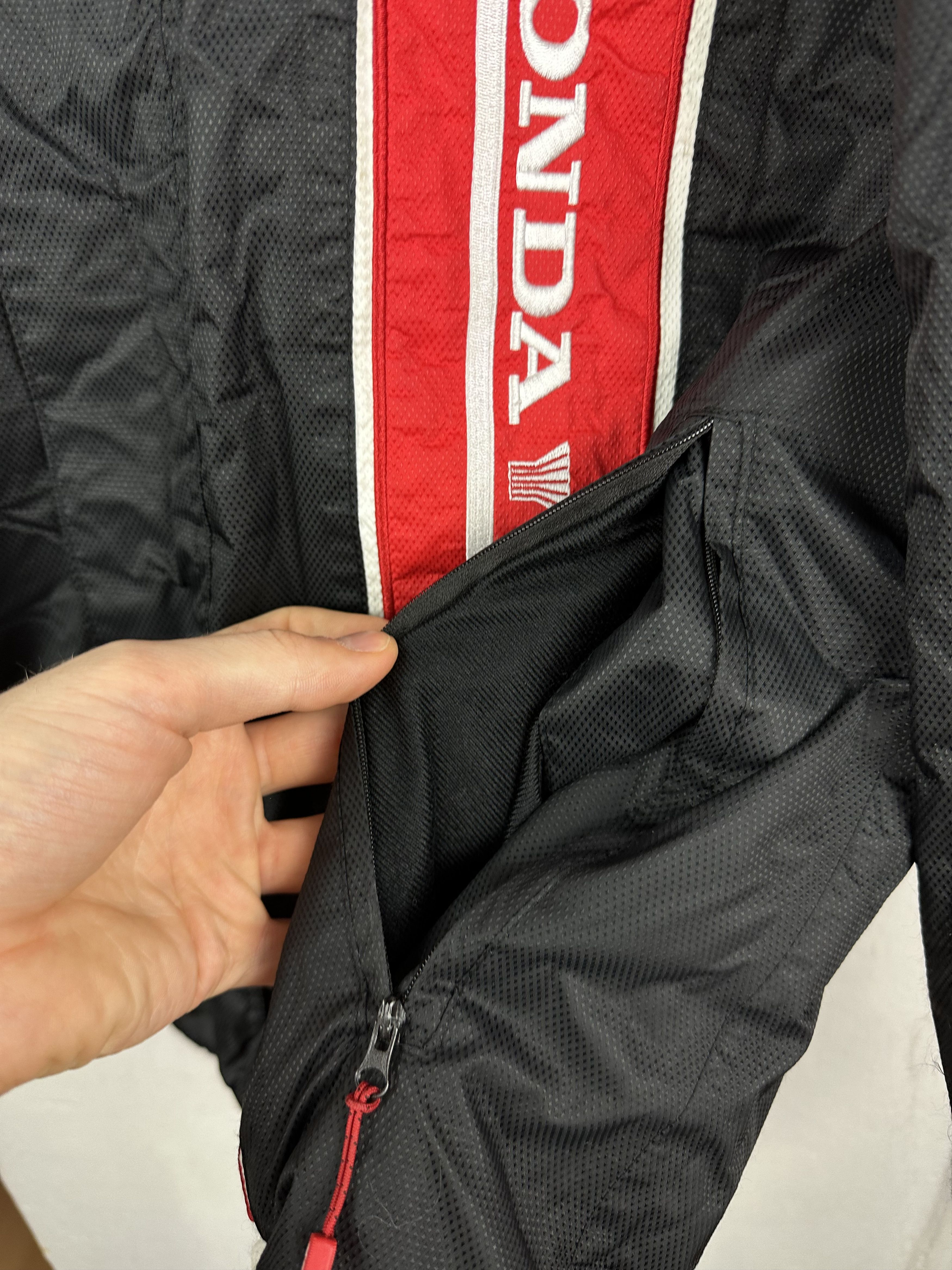 Honda × Vintage Vintage Honda Racing Jacket Rare Ferrari Marlboro Y2K Hype Size US M / EU 48-50 / 2 - 5 Thumbnail