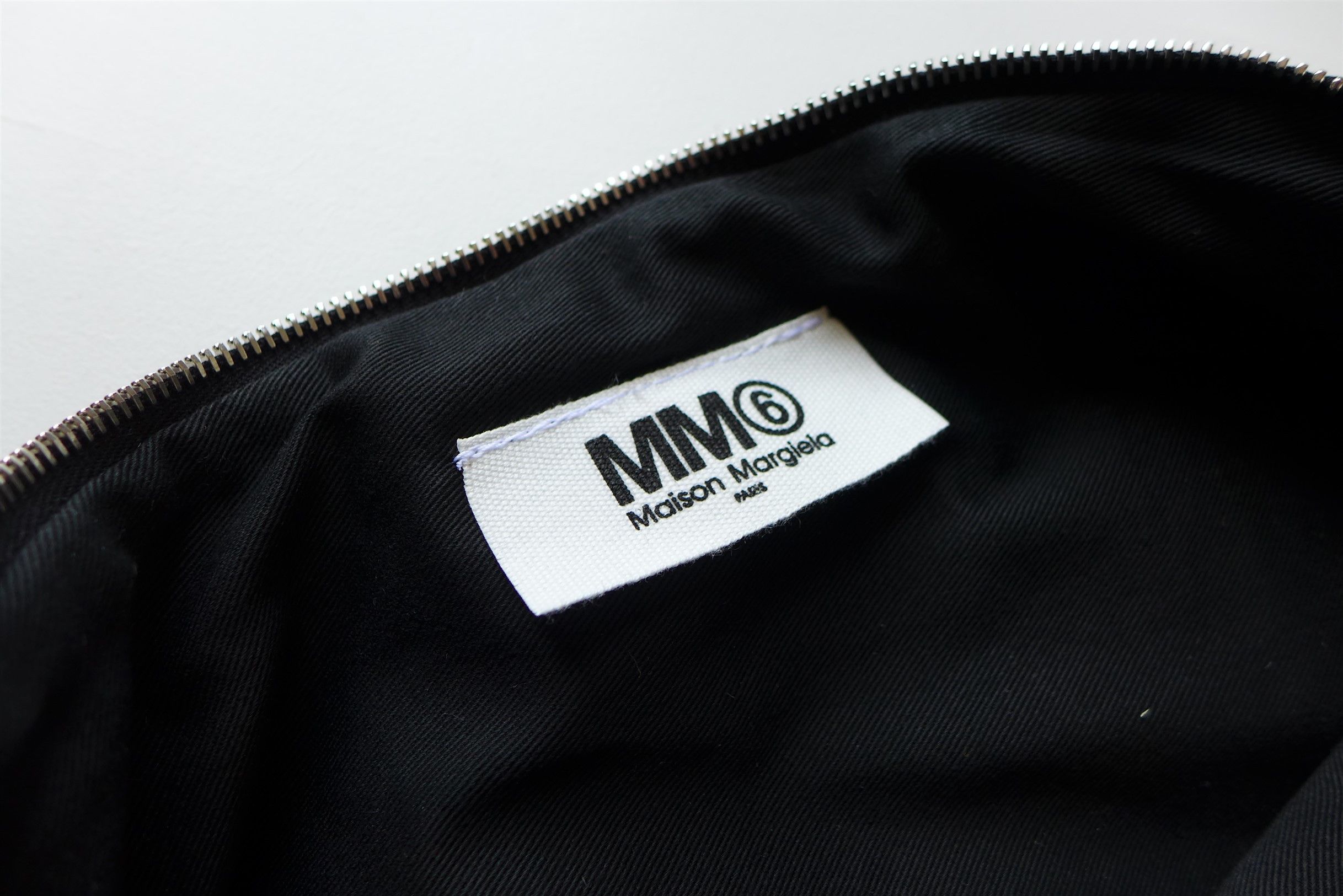 Maison Margiela Margiela MM6 Black Tulle Pochette Bag Size ONE SIZE - 17 Thumbnail