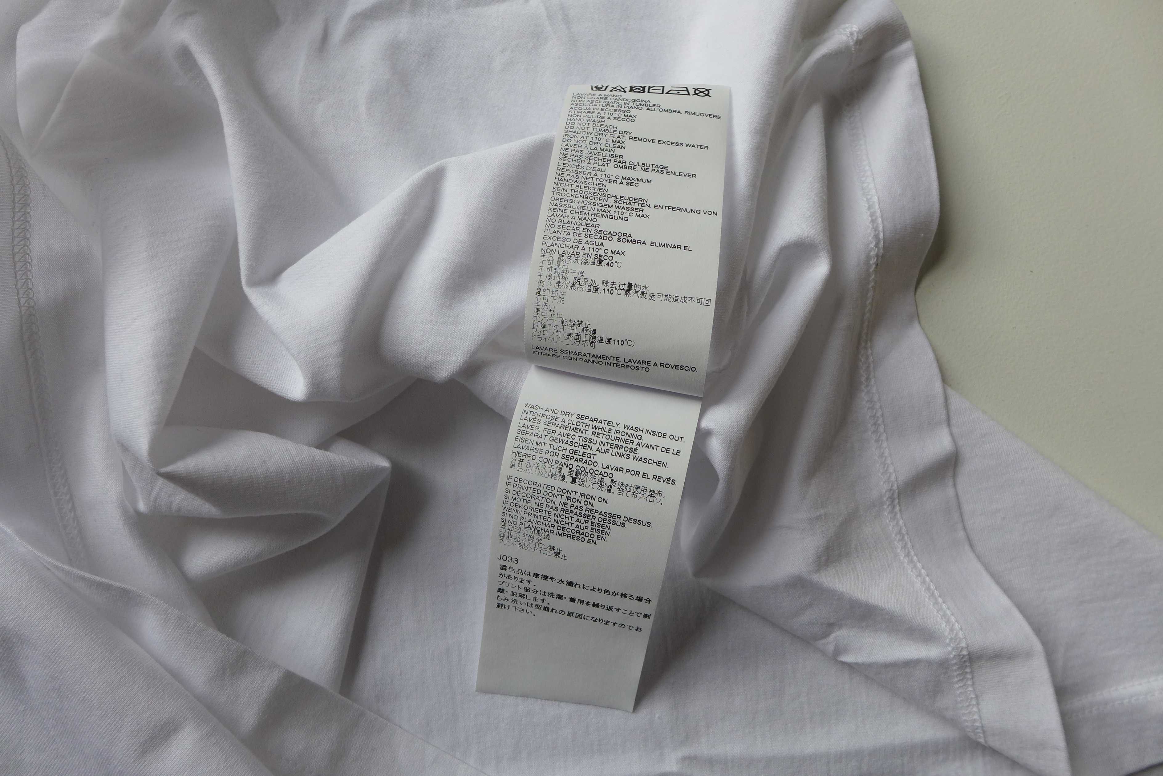 Maison Margiela Margiela FW17 Circle Heart Print T-shirt - White Size US XL / EU 56 / 4 - 12 Thumbnail