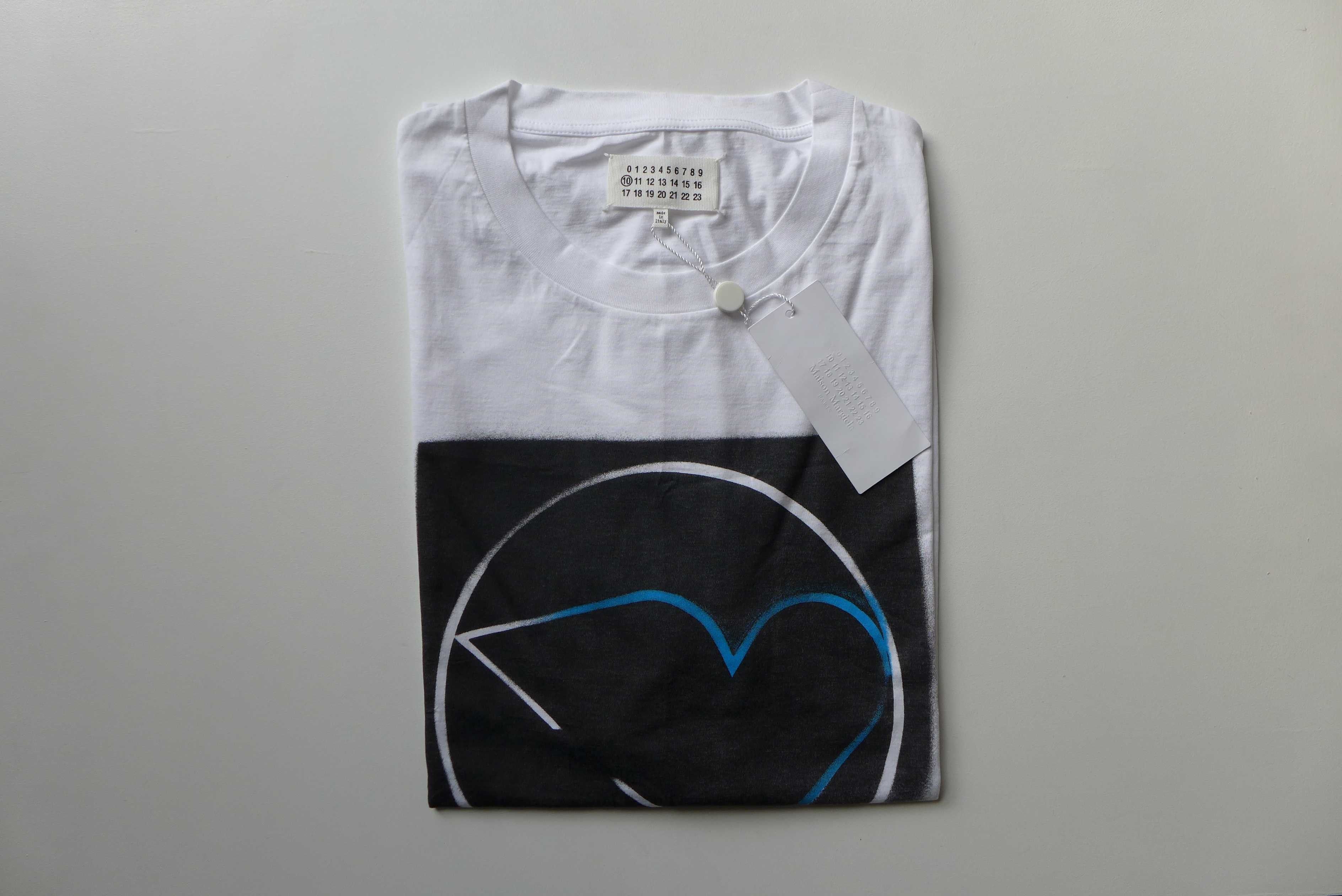Maison Margiela Margiela FW17 Circle Heart Print T-shirt - White Size US XL / EU 56 / 4 - 5 Thumbnail