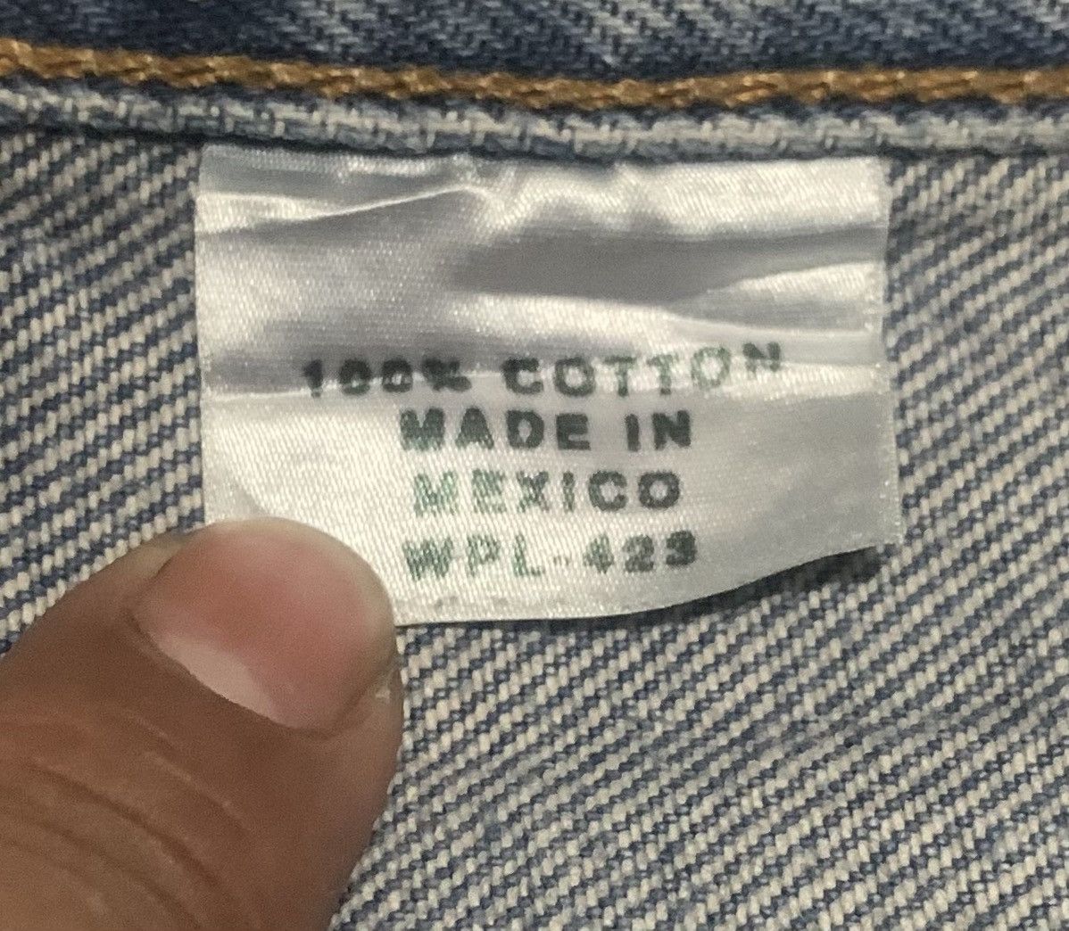 Levi's Vintage Levis 501 Faded Blue Jeans Size US 44 / EU 60 - 9 Thumbnail