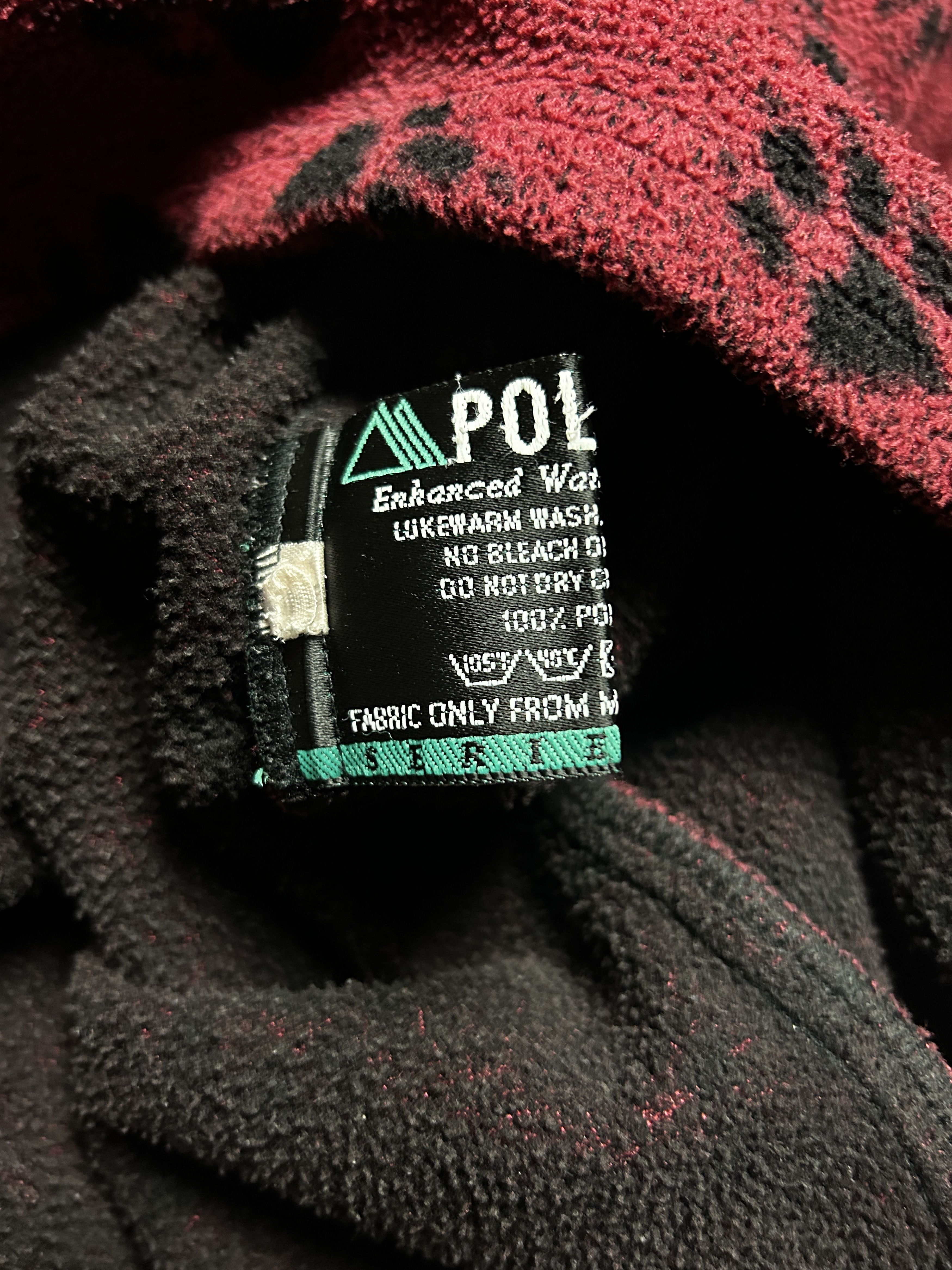Jack Wolfskin Vintage Jack Wolfskin Polartec Overprint Fleece Jacket Size US XL / EU 56 / 4 - 4 Thumbnail