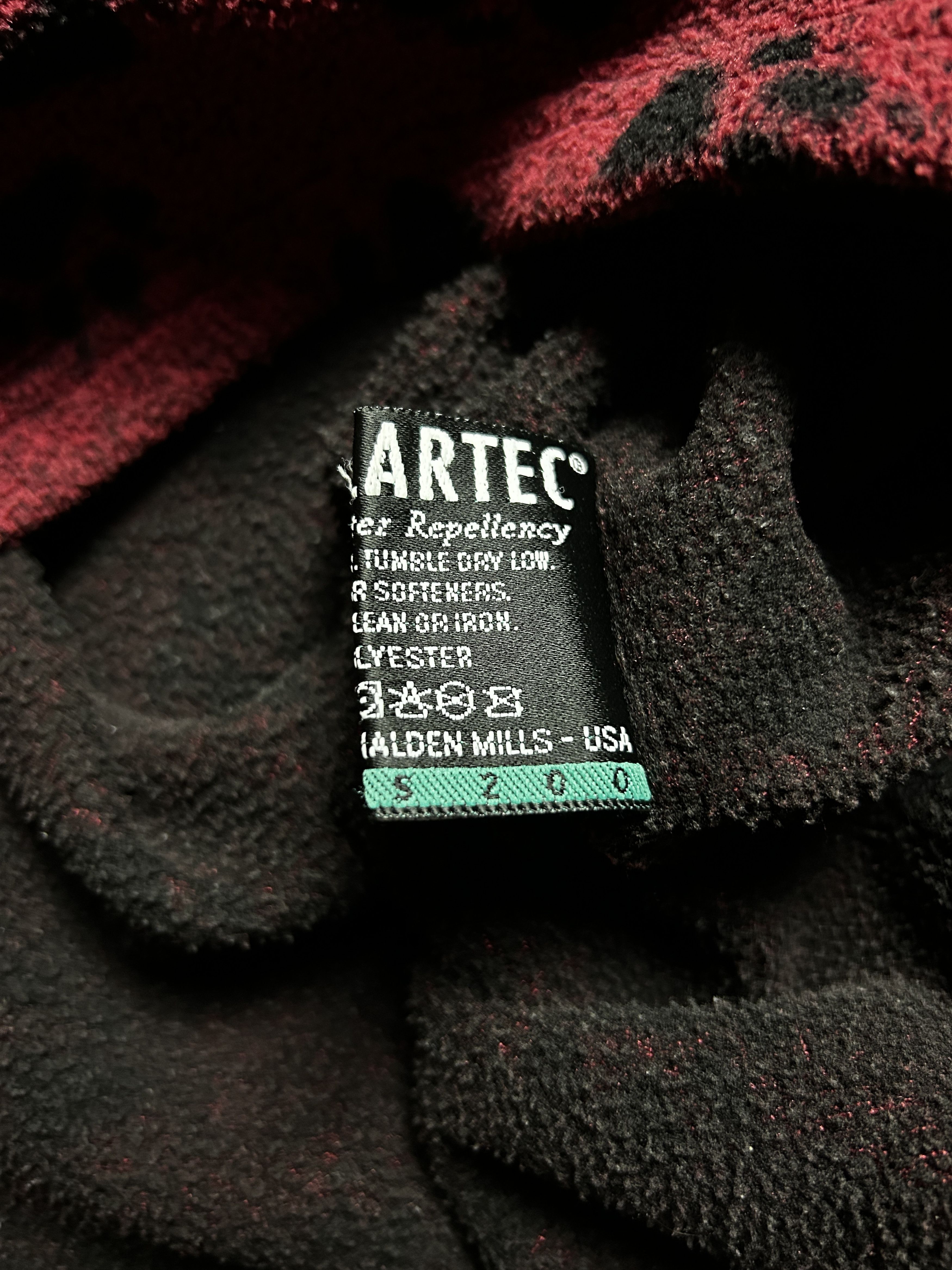 Jack Wolfskin Vintage Jack Wolfskin Polartec Overprint Fleece Jacket Size US XL / EU 56 / 4 - 5 Thumbnail