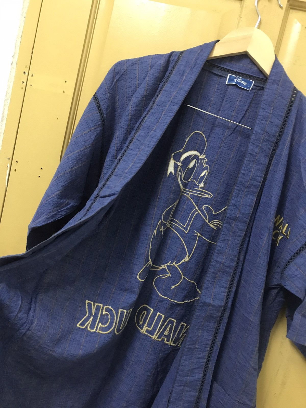Disney Vintage Donald Duck by Disney Kimono Size US M / EU 48-50 / 2 - 12 Thumbnail