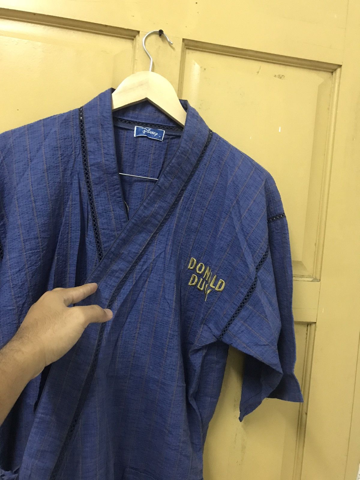Disney Vintage Donald Duck by Disney Kimono Size US M / EU 48-50 / 2 - 14 Thumbnail