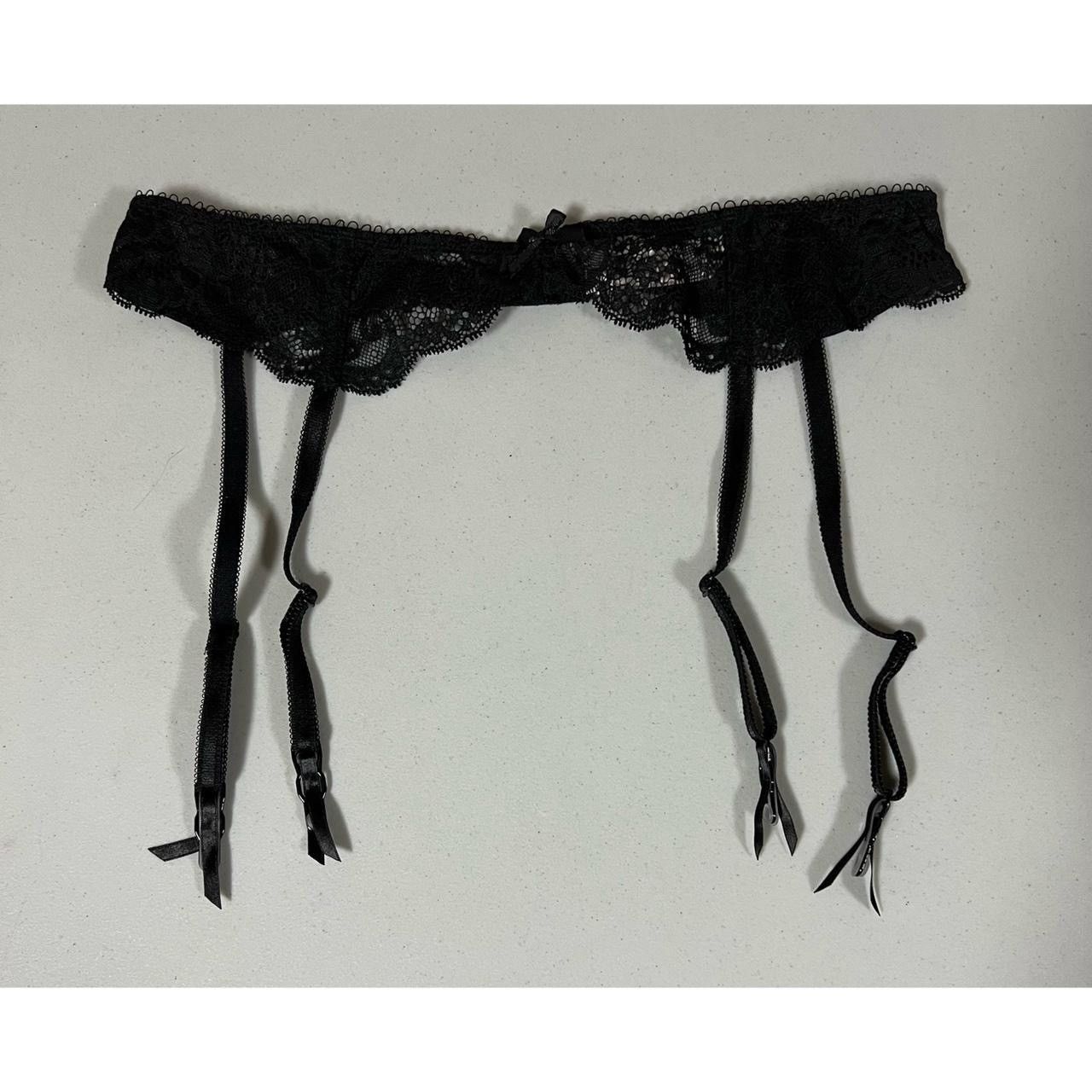 Victoria's Secret Victoria’s Secret Black Floral Lace Garter Belt Size XS/S 🖤 Size ONE SIZE - 1 Thumbnail