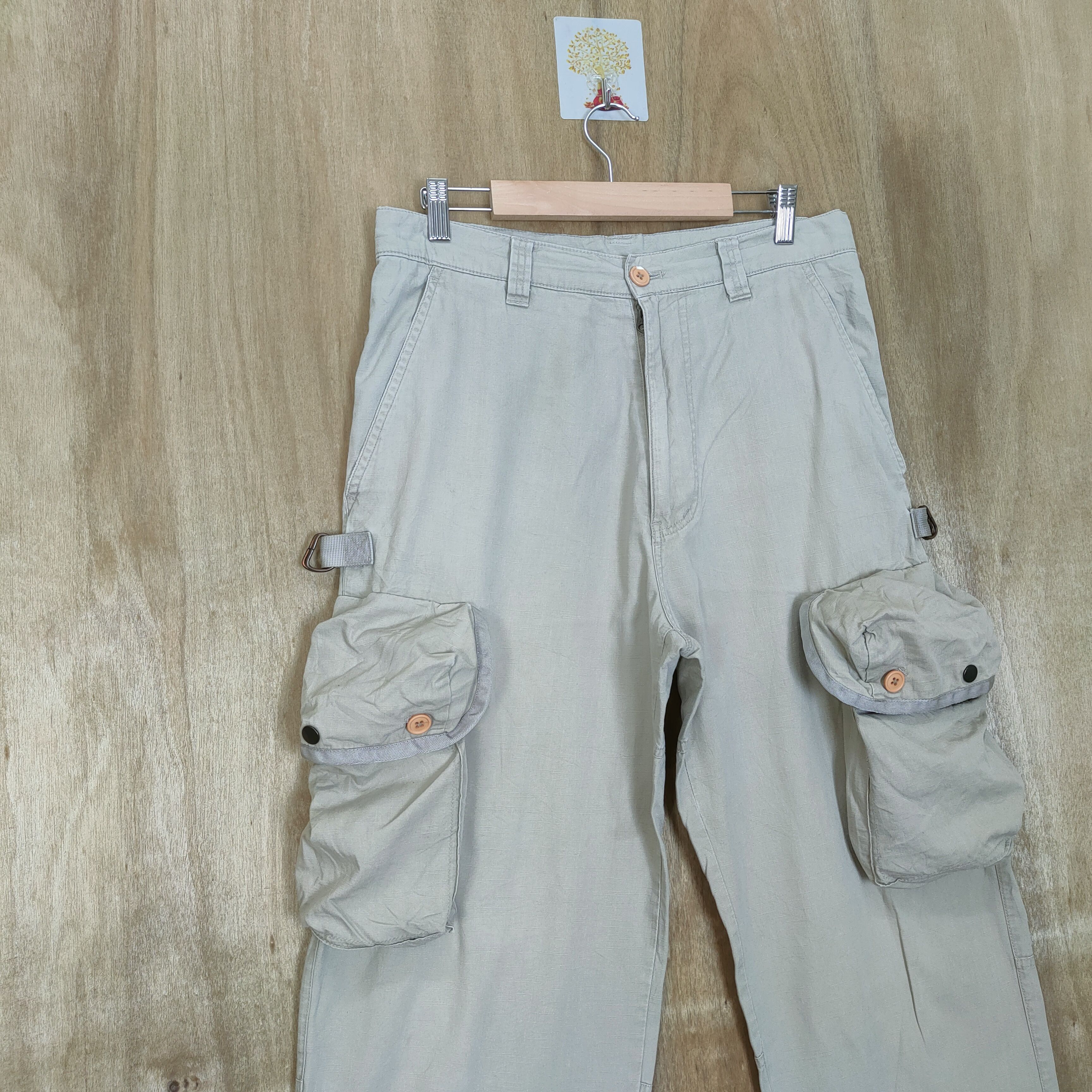 Japanese Brand JAPANESE BRAND 3D POCKET BAGGY VINTAGE CARGO PANTS Size US 32 / EU 48 - 2 Thumbnail