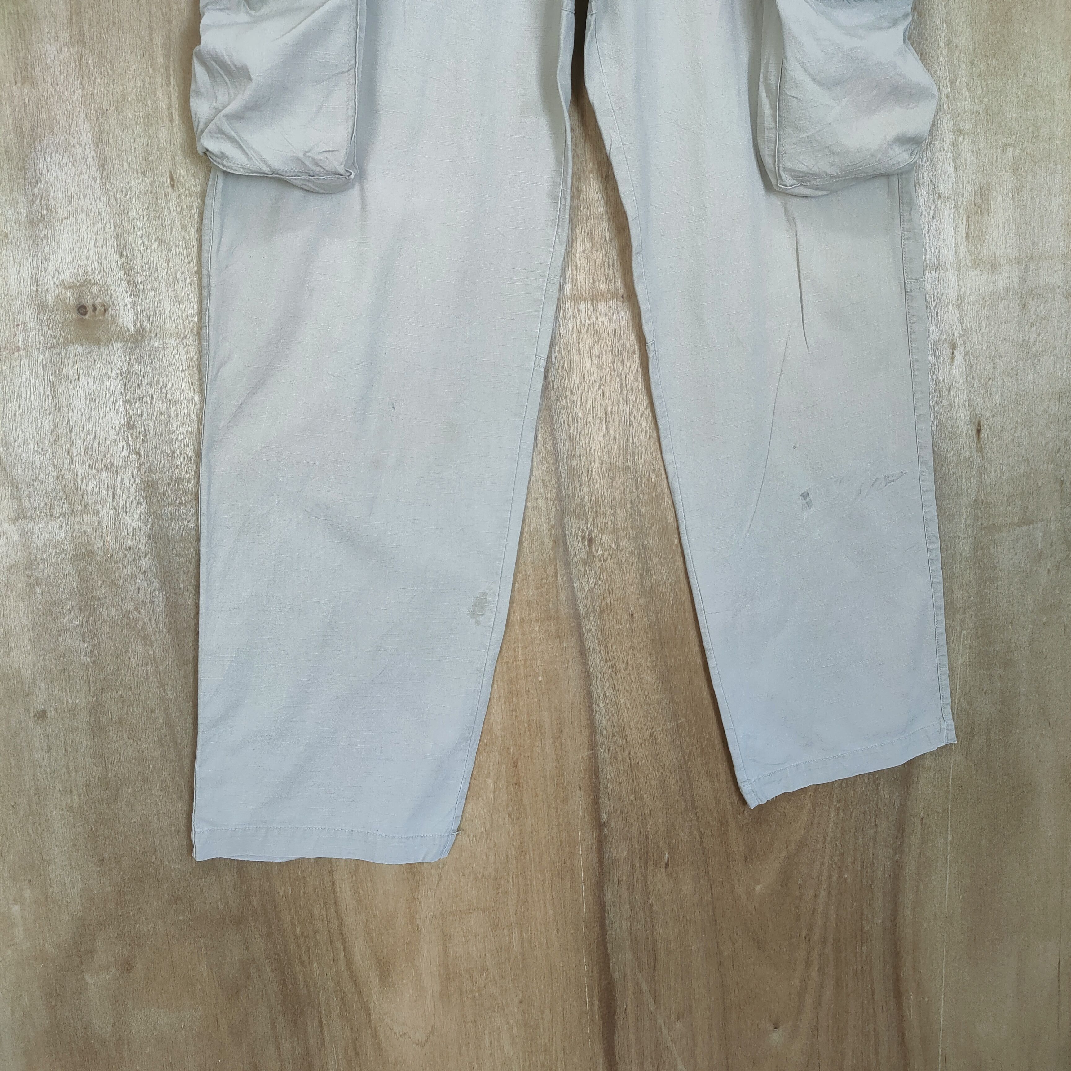 Japanese Brand JAPANESE BRAND 3D POCKET BAGGY VINTAGE CARGO PANTS Size US 32 / EU 48 - 3 Thumbnail