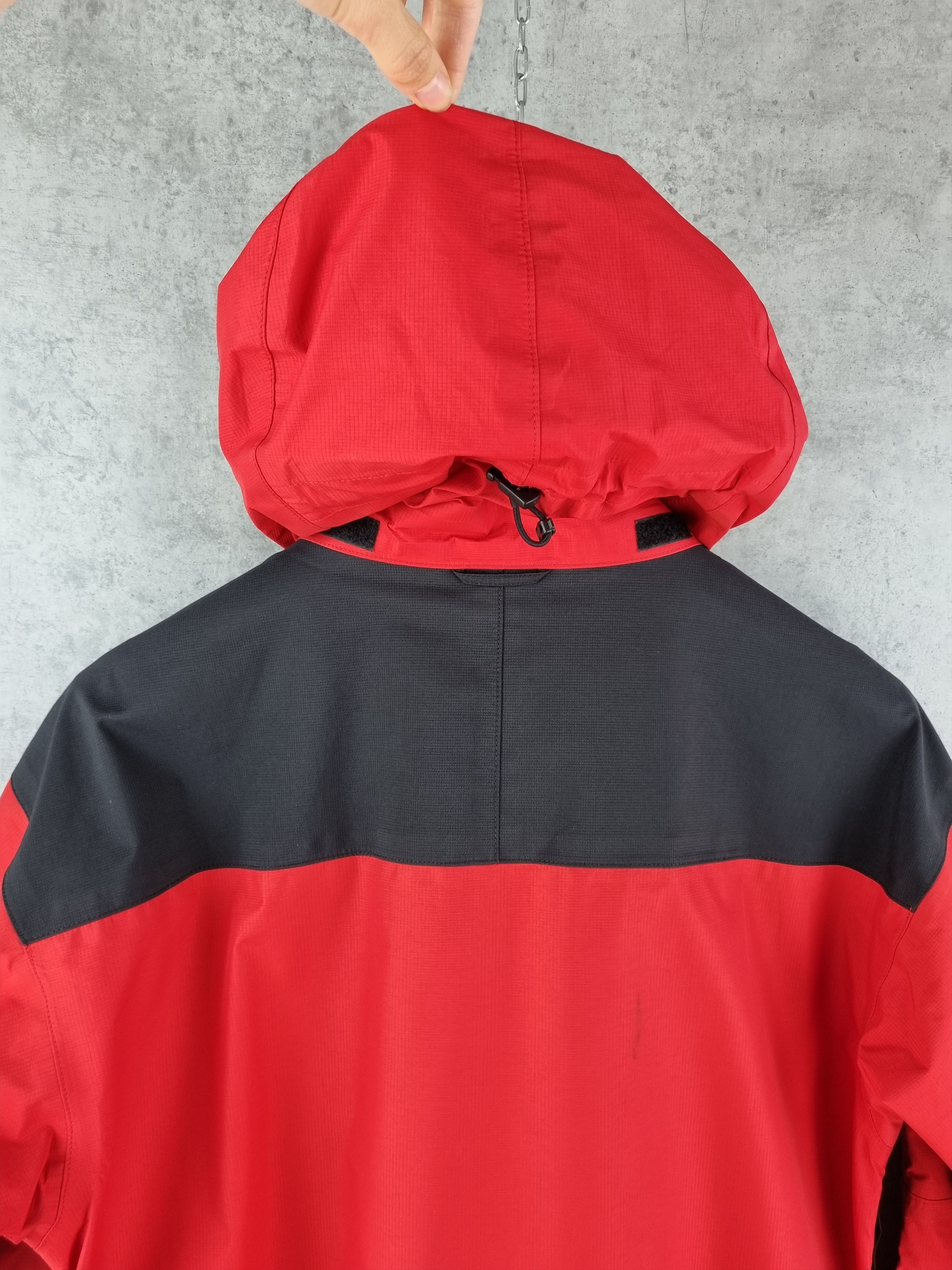 Goretex × Mountain Hardwear Rare Mountain Hardwear Goretex Jacket like Arcteryx Size US M / EU 48-50 / 2 - 8 Thumbnail