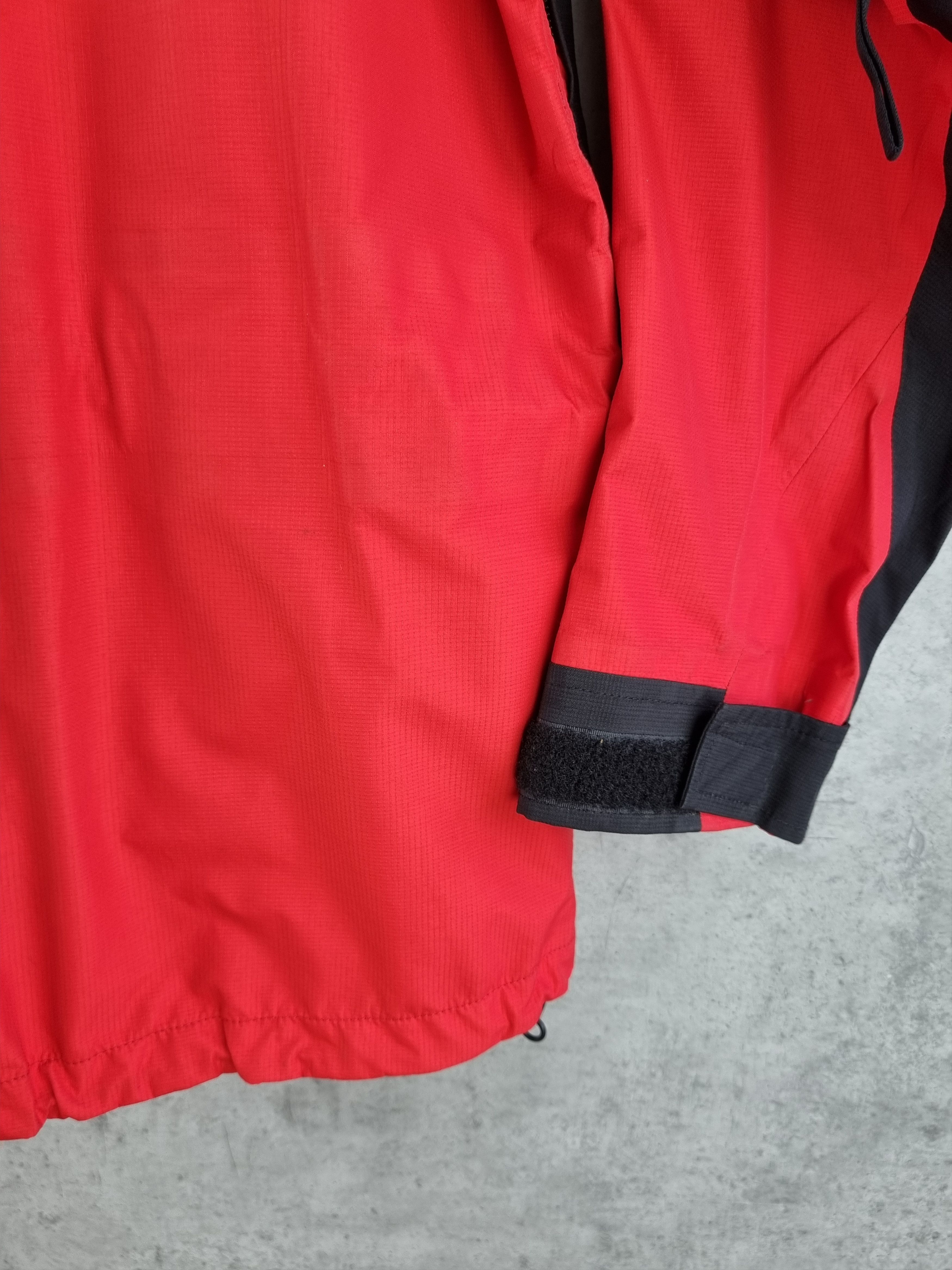 Goretex × Mountain Hardwear Rare Mountain Hardwear Goretex Jacket like Arcteryx Size US M / EU 48-50 / 2 - 12 Thumbnail