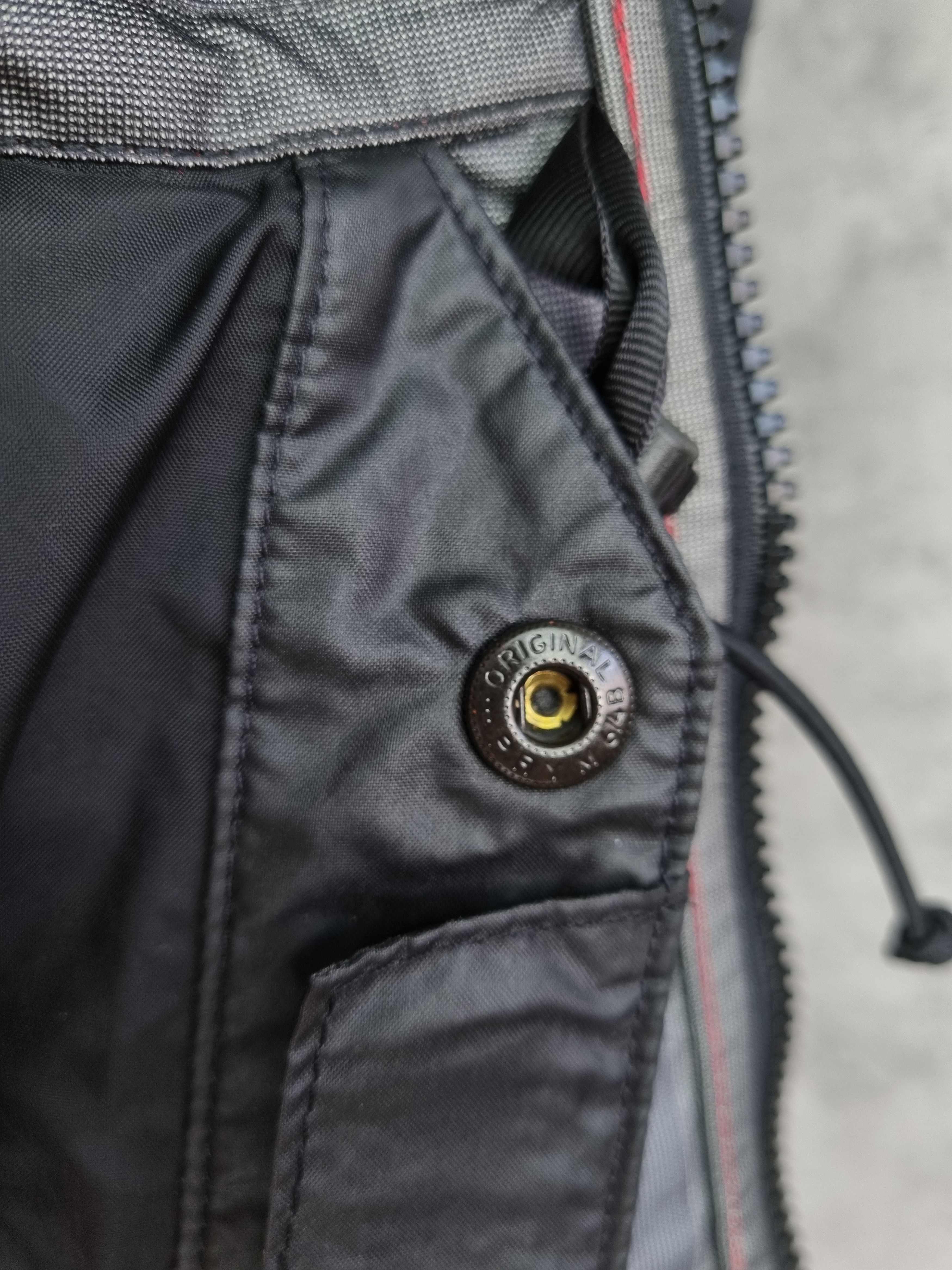 Goretex × Mountain Hardwear Rare Mountain Hardwear Goretex Jacket like Arcteryx Size US M / EU 48-50 / 2 - 16 Thumbnail