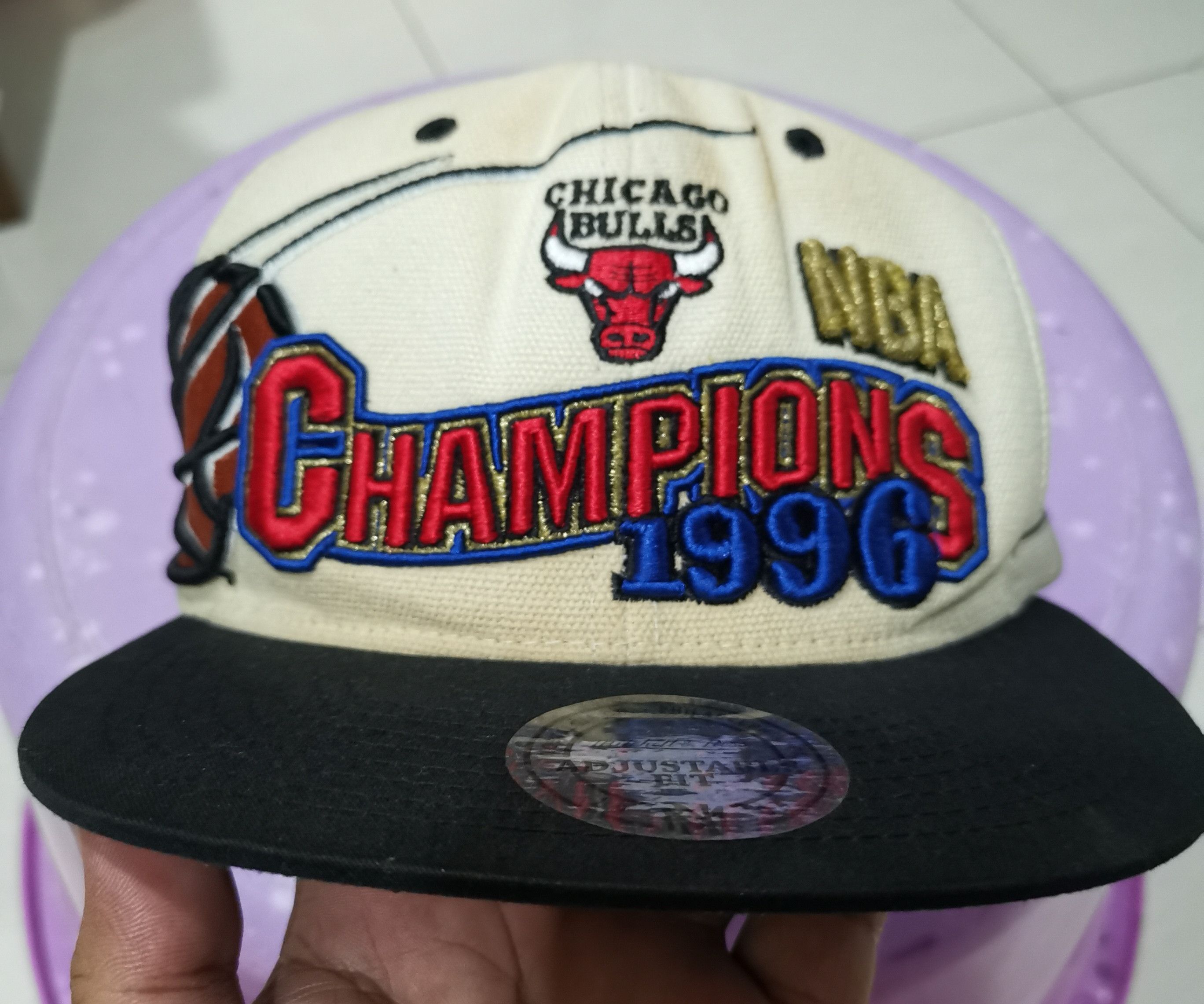 Mitchell & Ness × NBA × Vintage Vintage Hat Chicago Bulls NBA Champions 1996 Size ONE SIZE - 11 Thumbnail