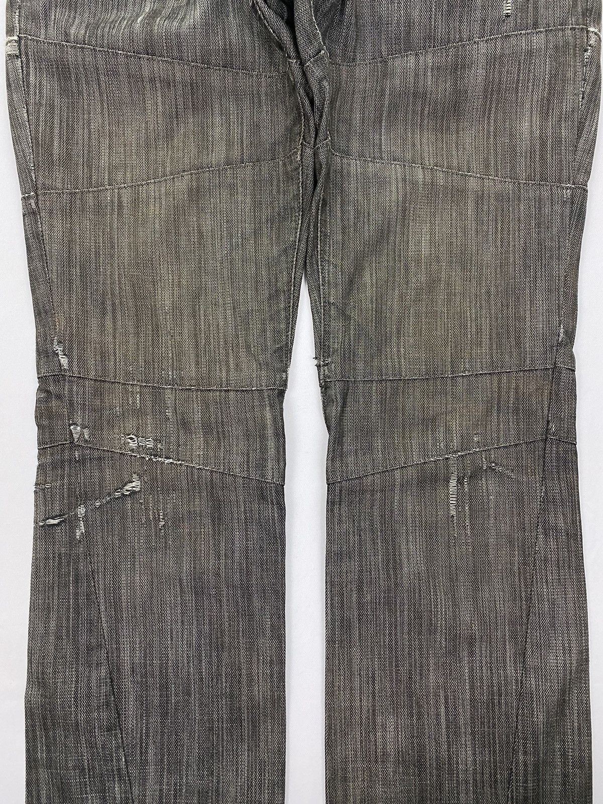 Japanese Brand Custom Culture Distressed Jeans Size US 31 - 13 Thumbnail