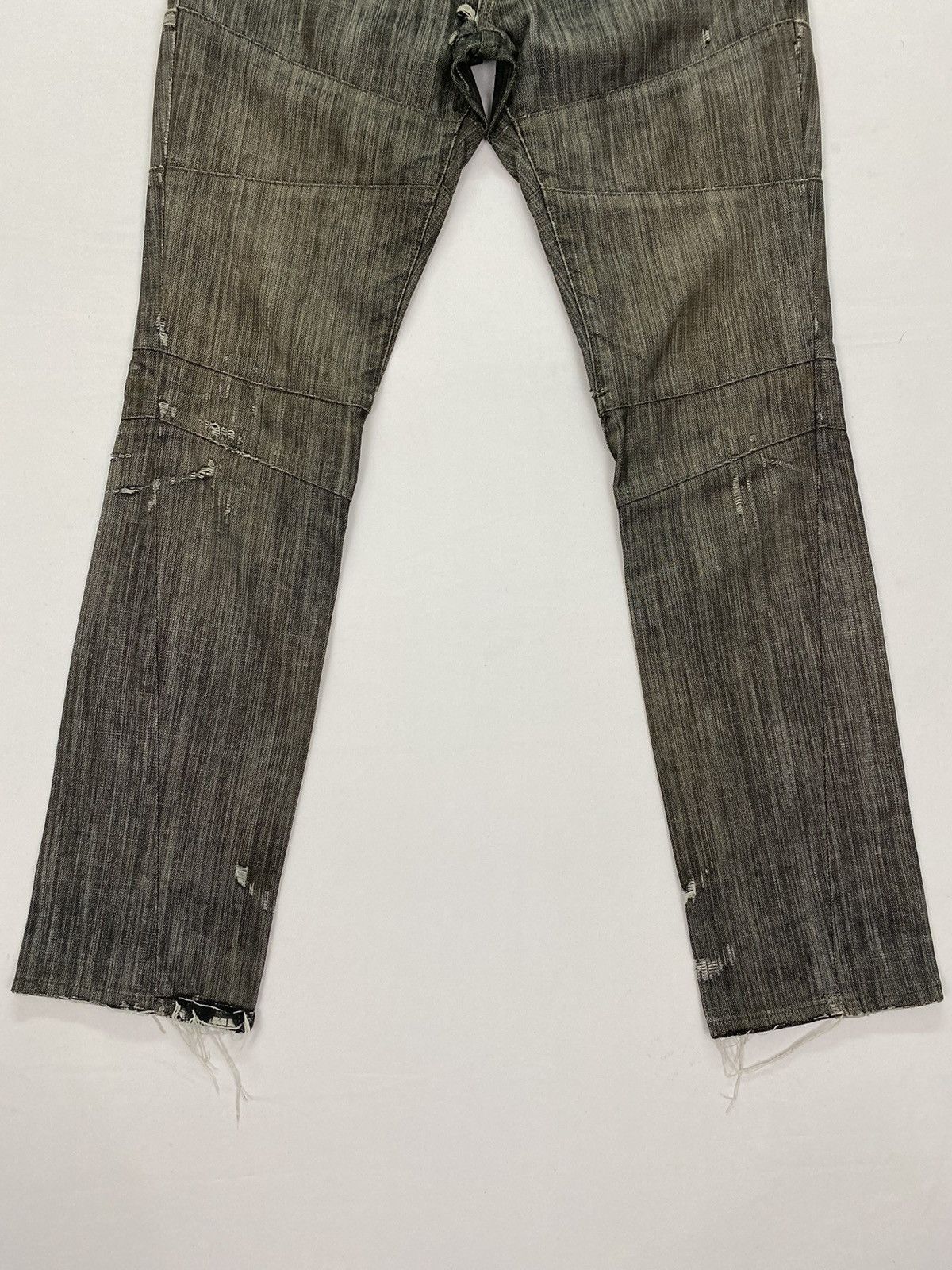 Japanese Brand Custom Culture Distressed Jeans Size US 31 - 5 Thumbnail