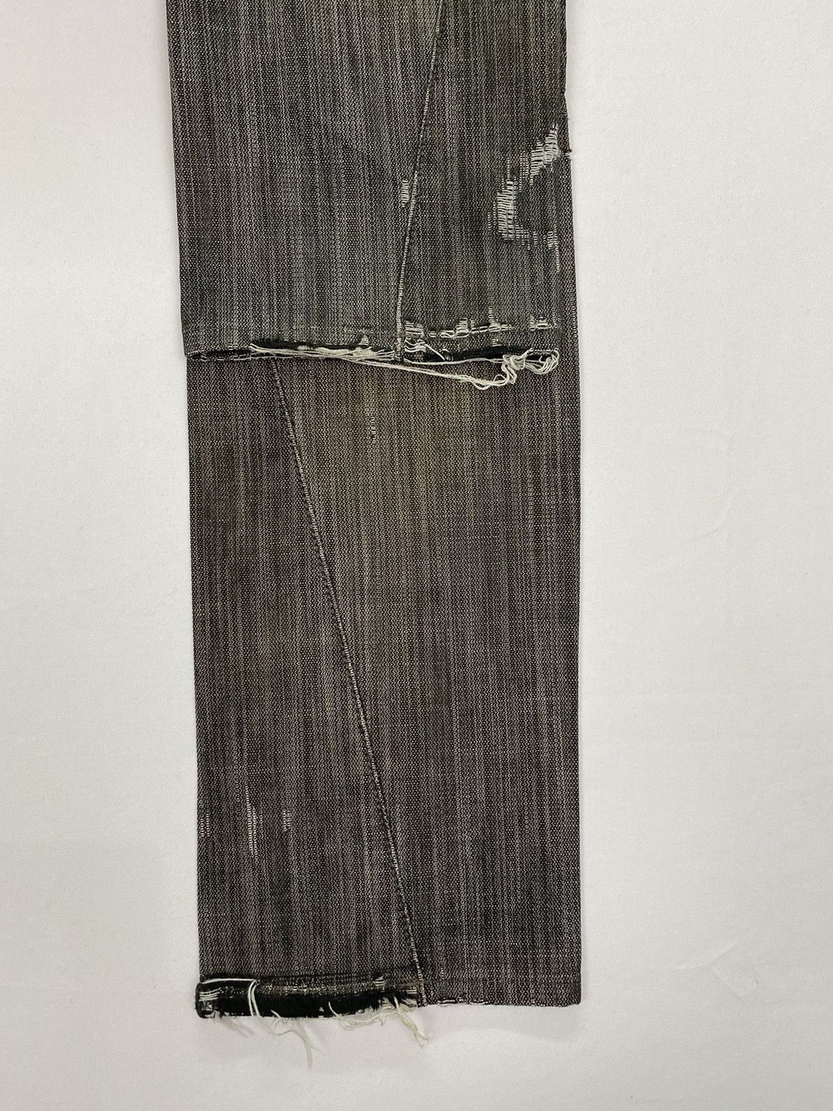 Japanese Brand Custom Culture Distressed Jeans Size US 31 - 16 Thumbnail