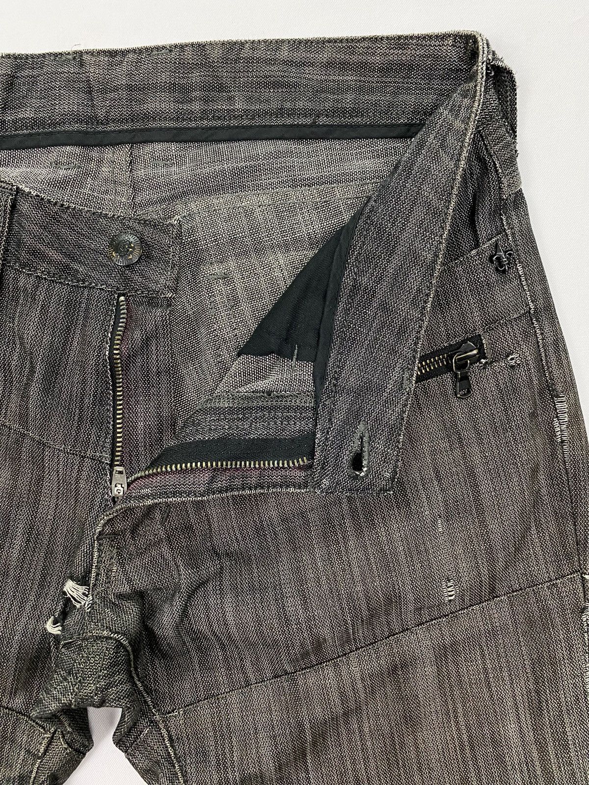 Japanese Brand Custom Culture Distressed Jeans Size US 31 - 9 Thumbnail