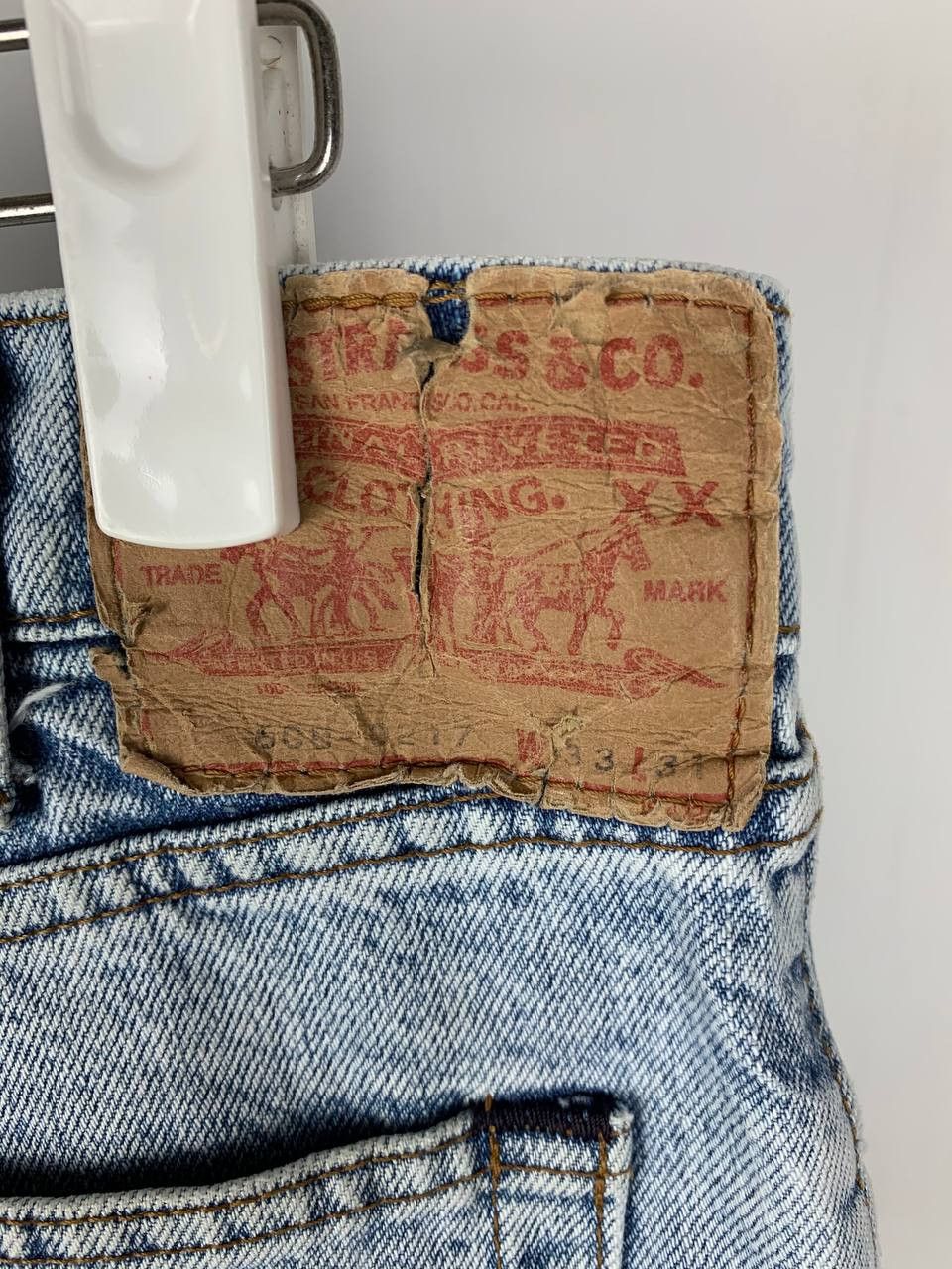 Levi's Vintage Levi's 608 Stone Washed Denim Jeans Size US 31 - 16 Thumbnail