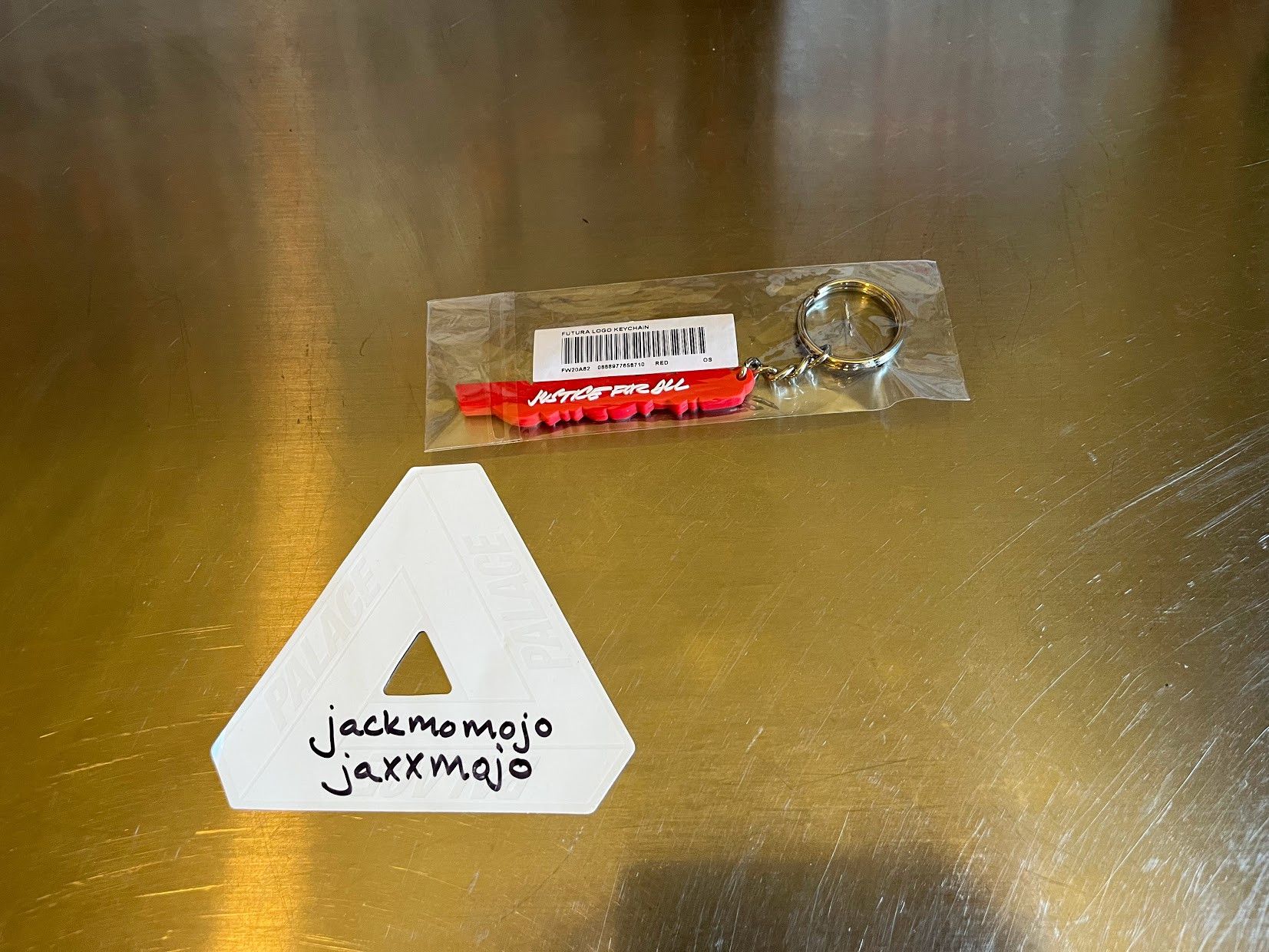 Supreme Supreme Futura Logo Keychain - Red Size ONE SIZE - 4 Thumbnail