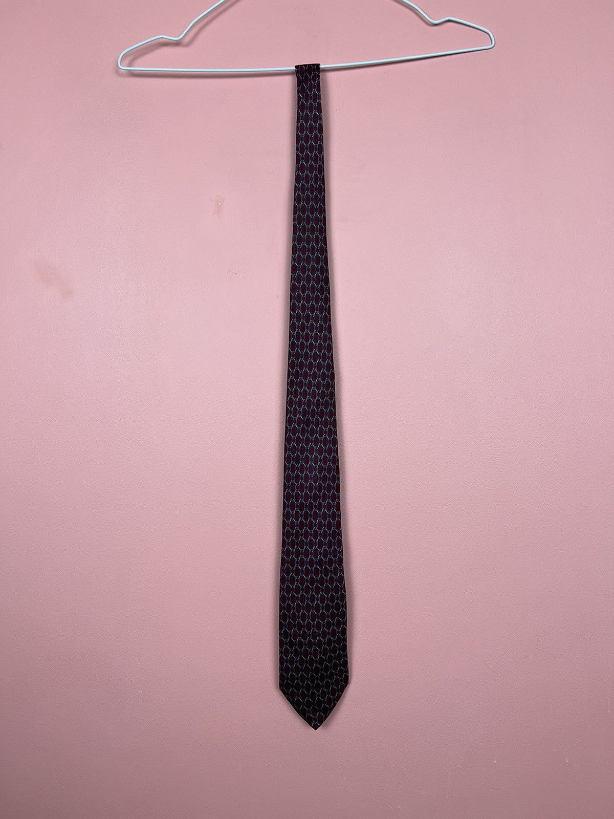 Vintage Ohrbach's sold black striped skinny tie