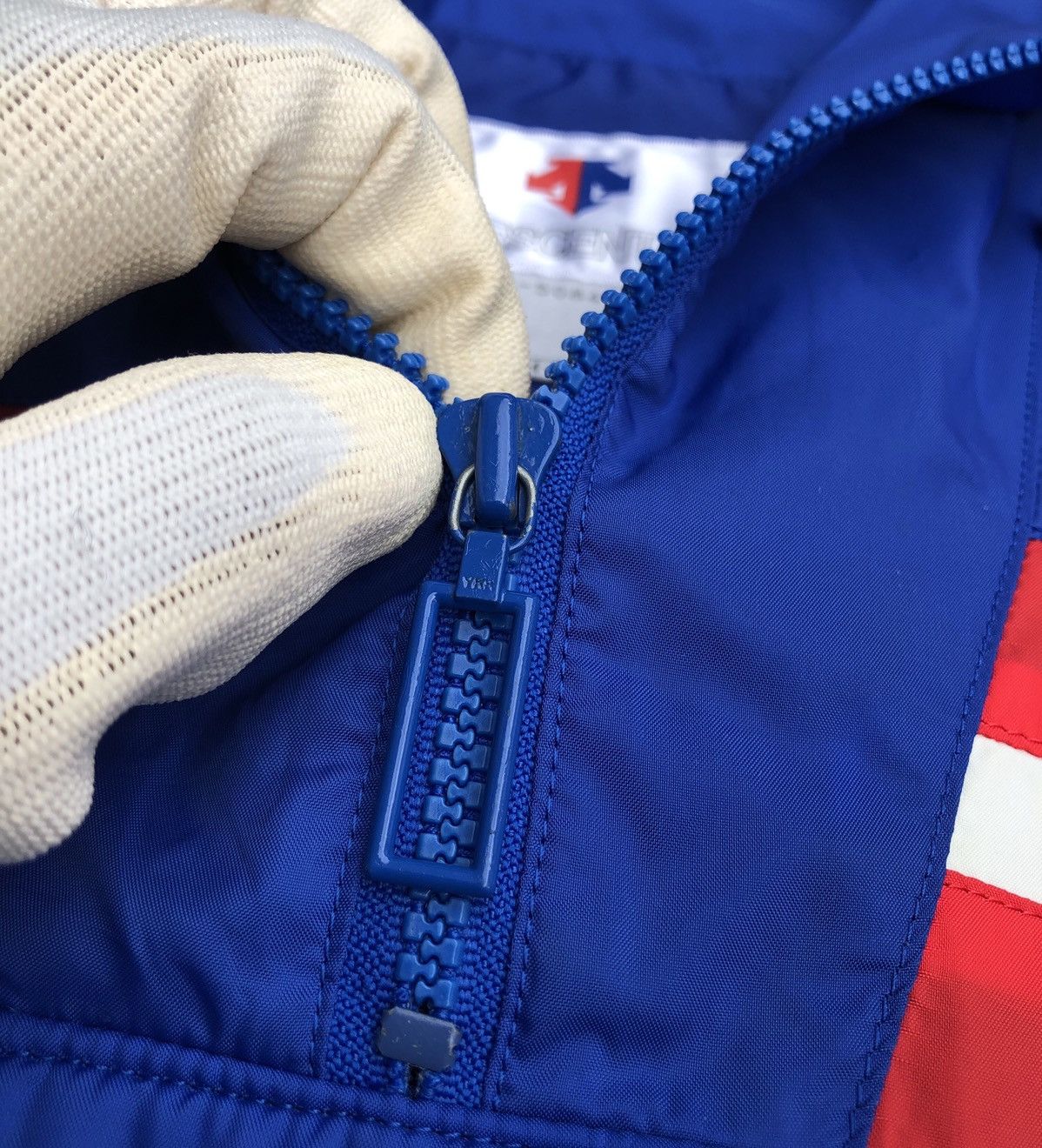 Descente Vintage Descente Ski Team Windbreaker With Hoodie Size US L / EU 52-54 / 3 - 7 Thumbnail