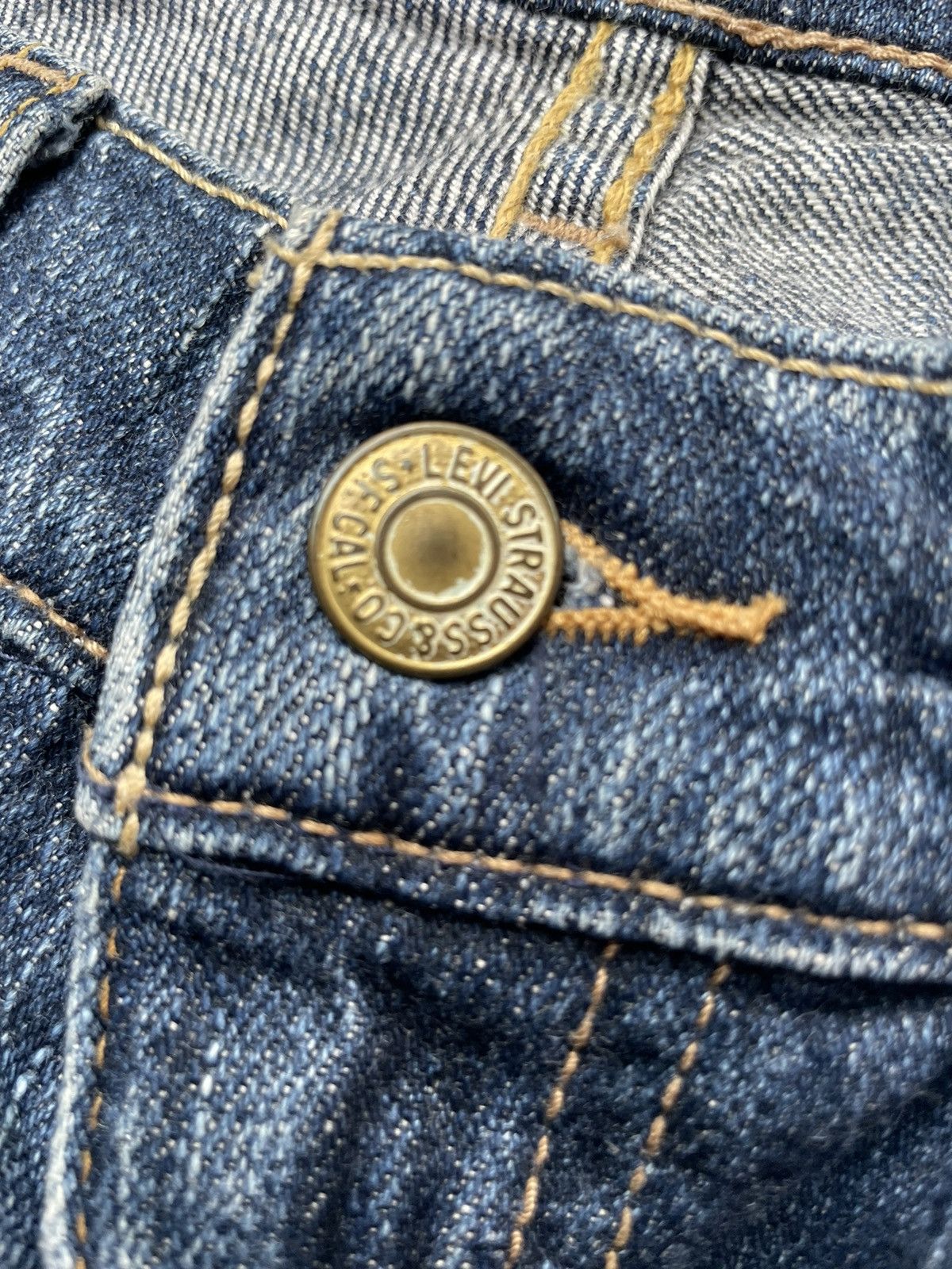 Levi's × Vintage Vintage 2003 Levis 50518 Flare Premium Distresed Size 31" - 14 Thumbnail