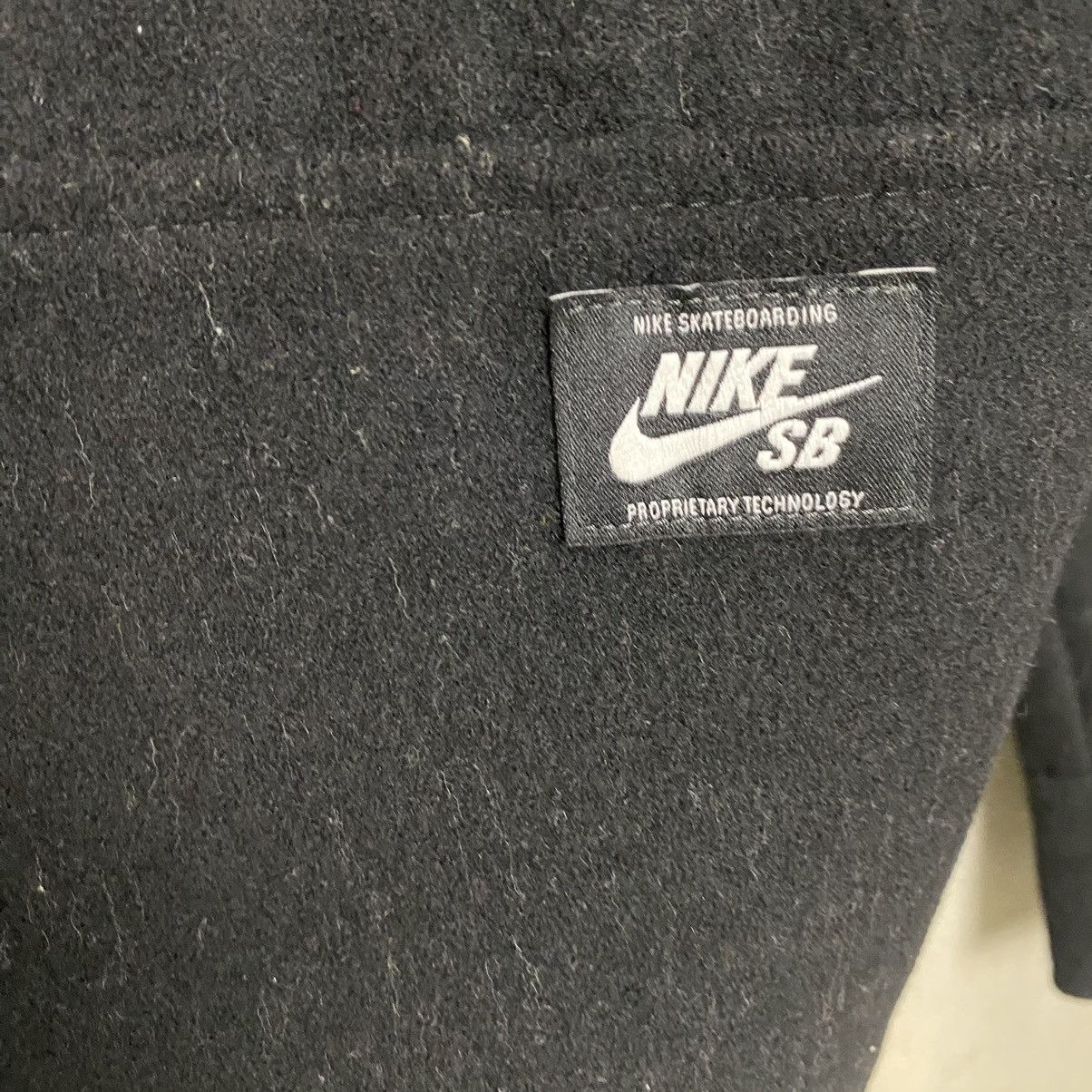 Nike Nike SB black wool shirt button up Size US S / EU 44-46 / 1 - 15 Thumbnail