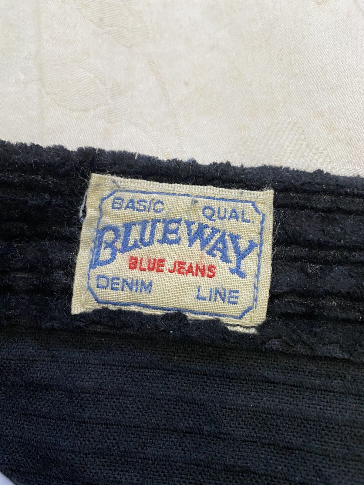 Blue Blue Japan Blue Way Japan Corduroy Baggy Crop Pants Size US 33 - 8 Thumbnail